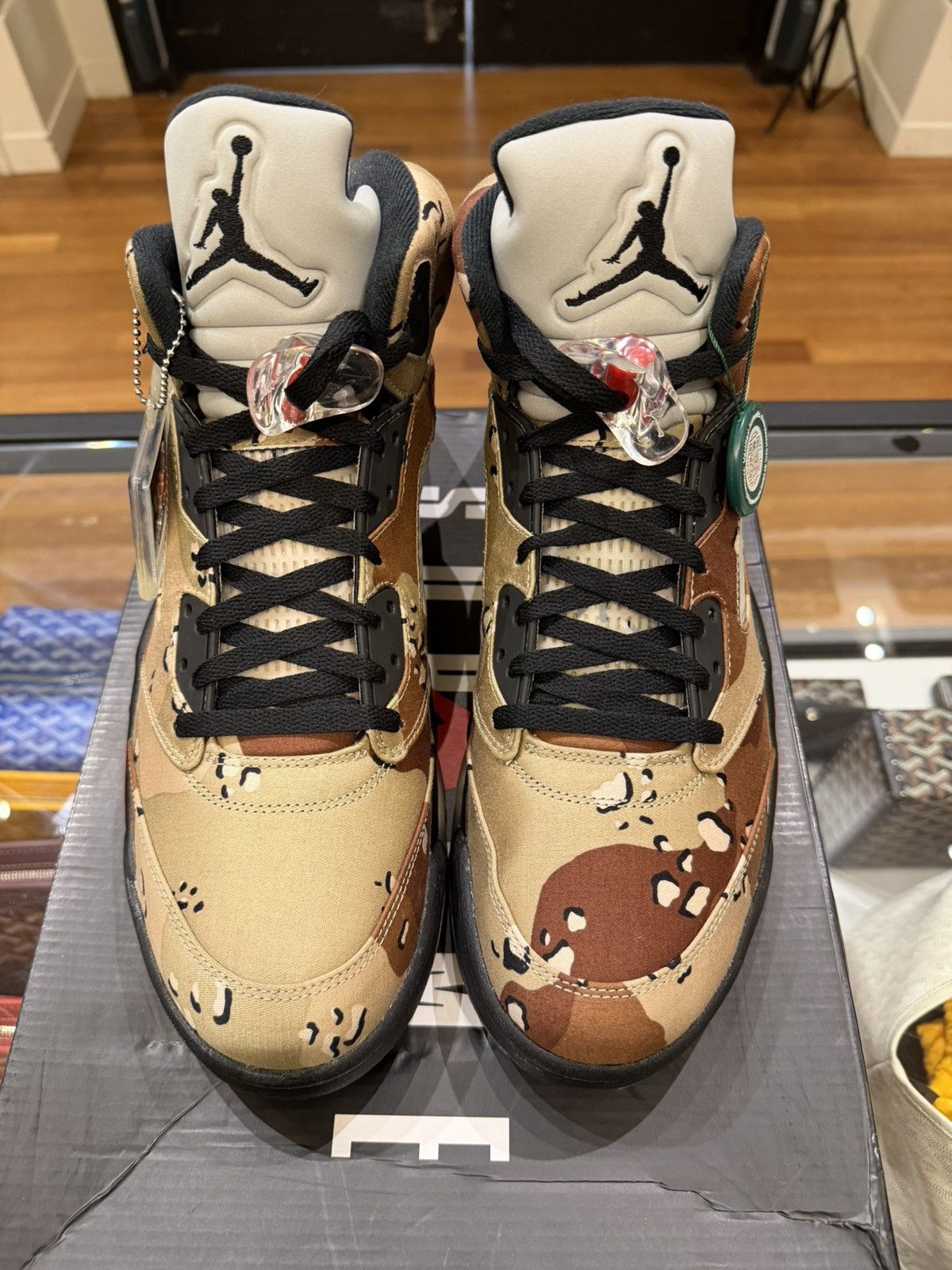 Jordan Brand × Supreme Jordan 5 Retro ‘Supreme Desert Camo’ Size US 14 / EU 47 - 4 Thumbnail