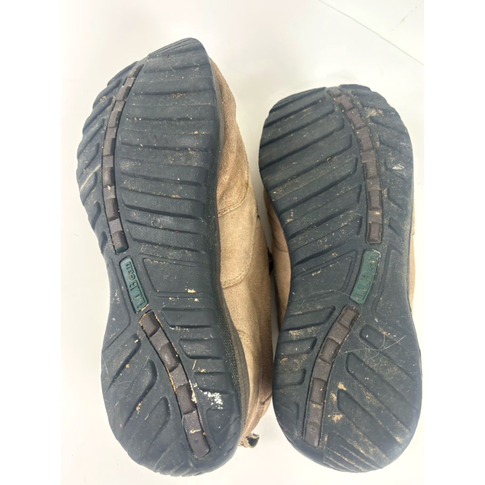 Vintage LL Bean Tan Suede Slip On Loafers Men’s 11W Size 11 Suede Upper Casual Loafer Footwear Size US 11 / EU 44 - 7 Thumbnail