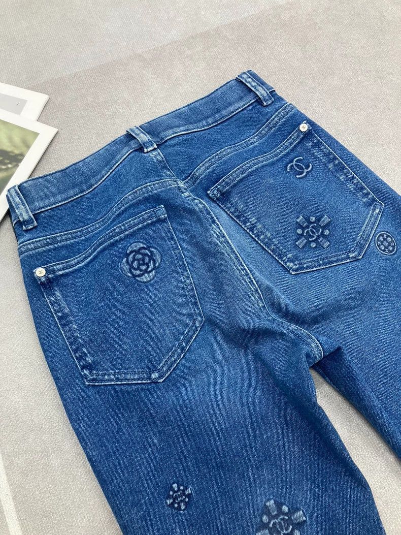 Chanel Chanel Blue embossed Logo jeans Size 42" / US 20 - 5 Thumbnail