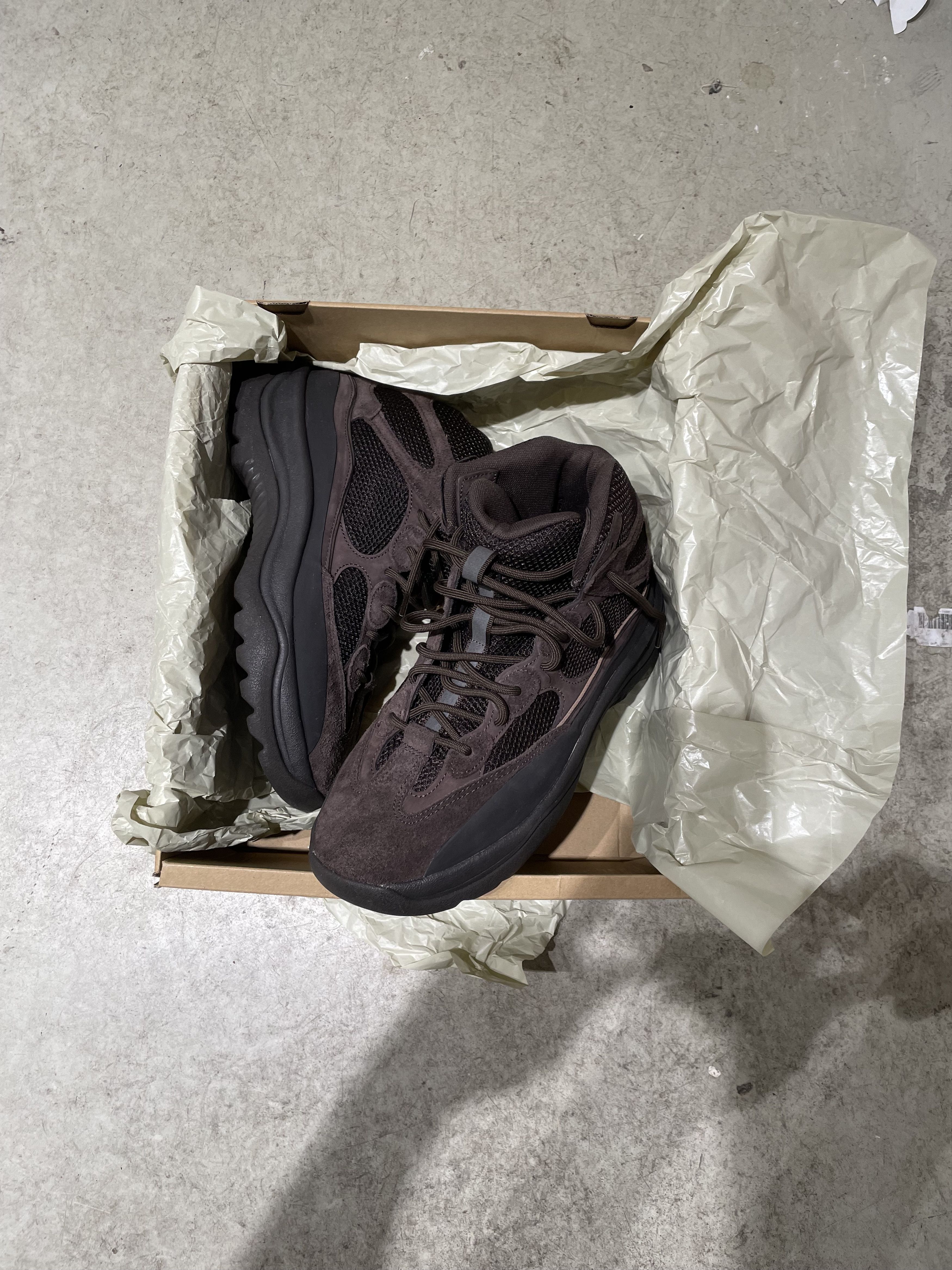 Adidas × Yeezy YEEZY DSRT BOOT Size US 13 / EU 46 - 2 Thumbnail
