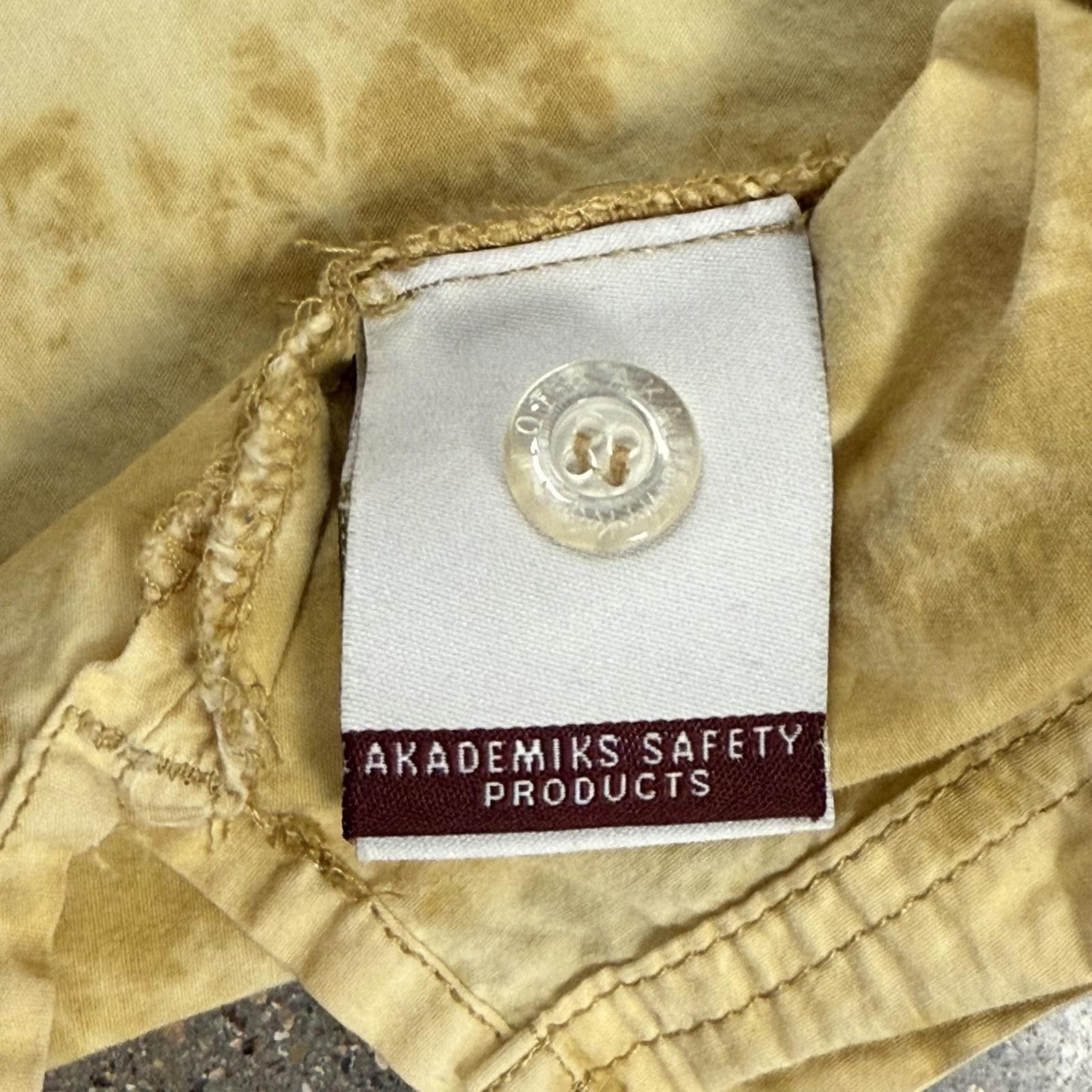 Akademiks Vtg Akademiks Men's Tie-Dye Button-Up Shirt Denim Tags - L Size US L / EU 52-54 / 3 - 10 Thumbnail