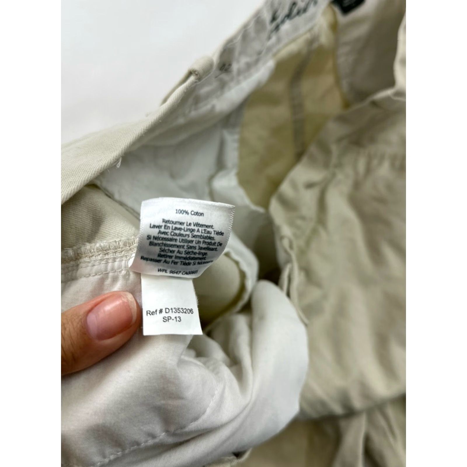 Eddie Bauer VINTAGE Eddie Bauer Shorts Men 42 Khaki Chino Hiking Trail Golf Safari Beige Solid Pockets 10in Inseam Classic Flat Front Mens Size US 42 / EU 58 - 6 Thumbnail