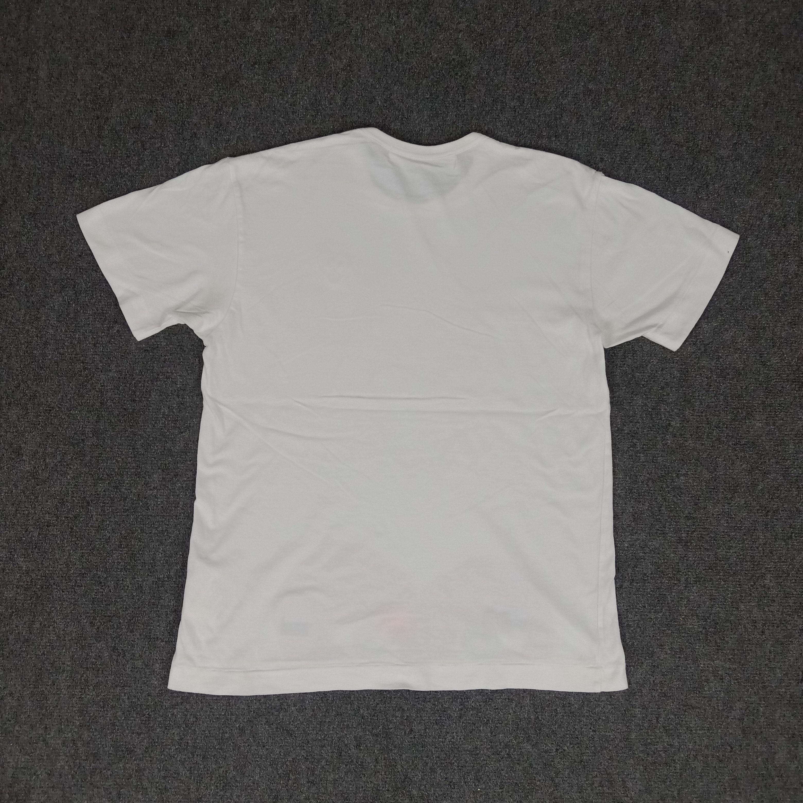 Comme des Garcons × Japanese Brand × Vintage PLAY Comme des Garcons Japanese Brand Tshirt Size US M / EU 48-50 / 2 - 8 Thumbnail