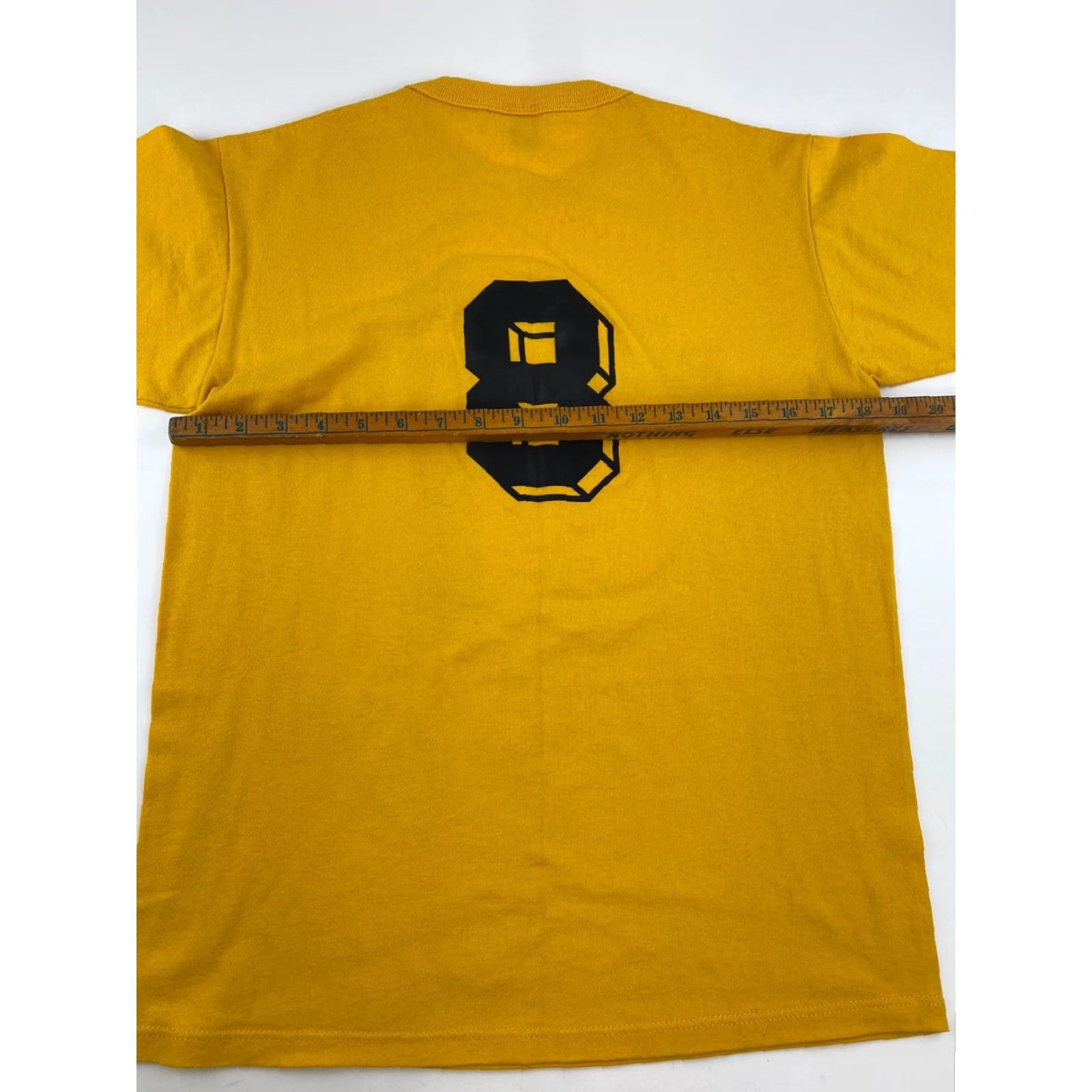 Vintage VINTAGE Russell T Shirt Men’s Medium Yellow Rex Putnam Basketball #8 Made In USA Mens Size US M / EU 48-50 / 2 - 3 Thumbnail