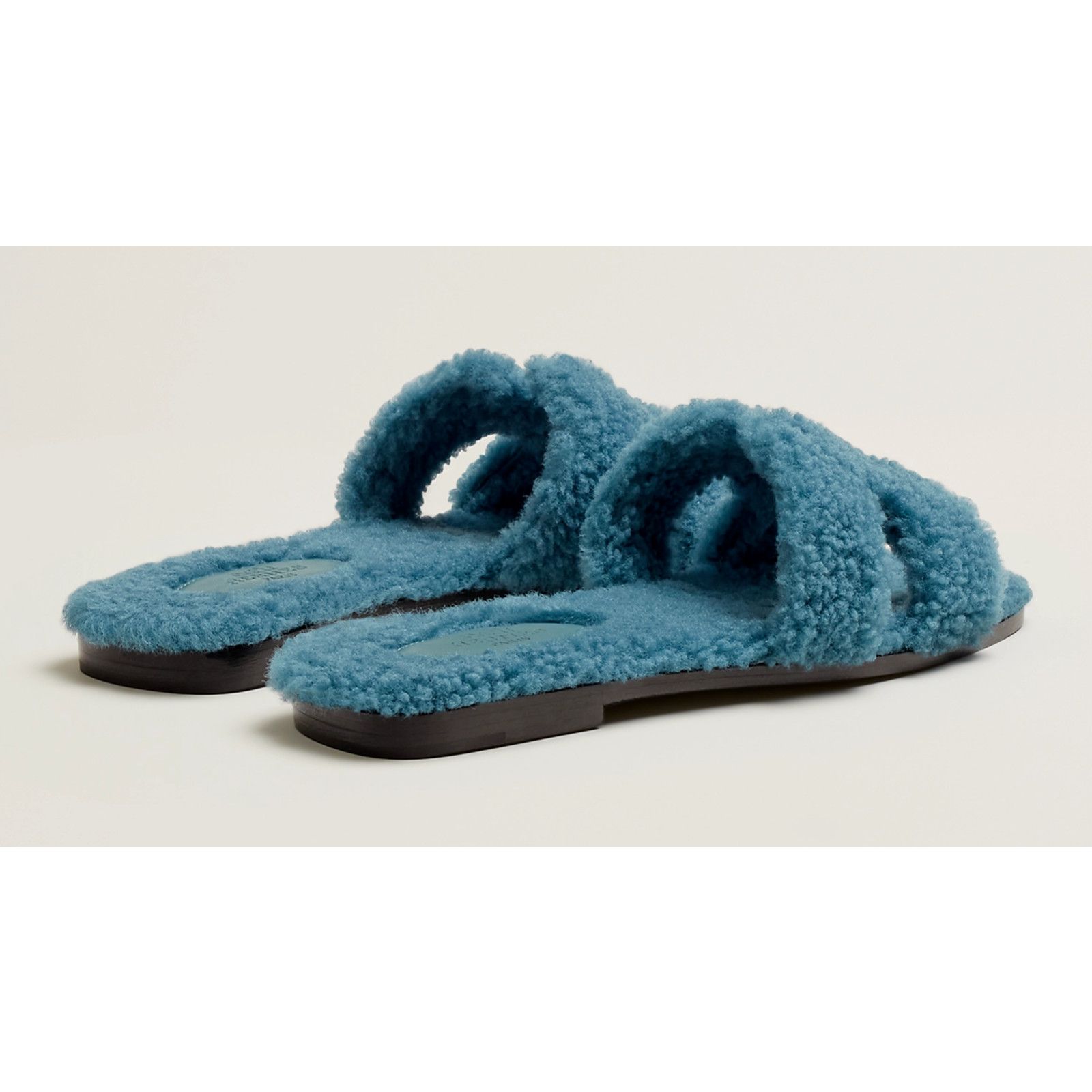 Hermes Hermes Oran Teddy Shearling Fur Blue Logo Slide Sandal Size US 8.5 / IT 38.5 - 10 Thumbnail