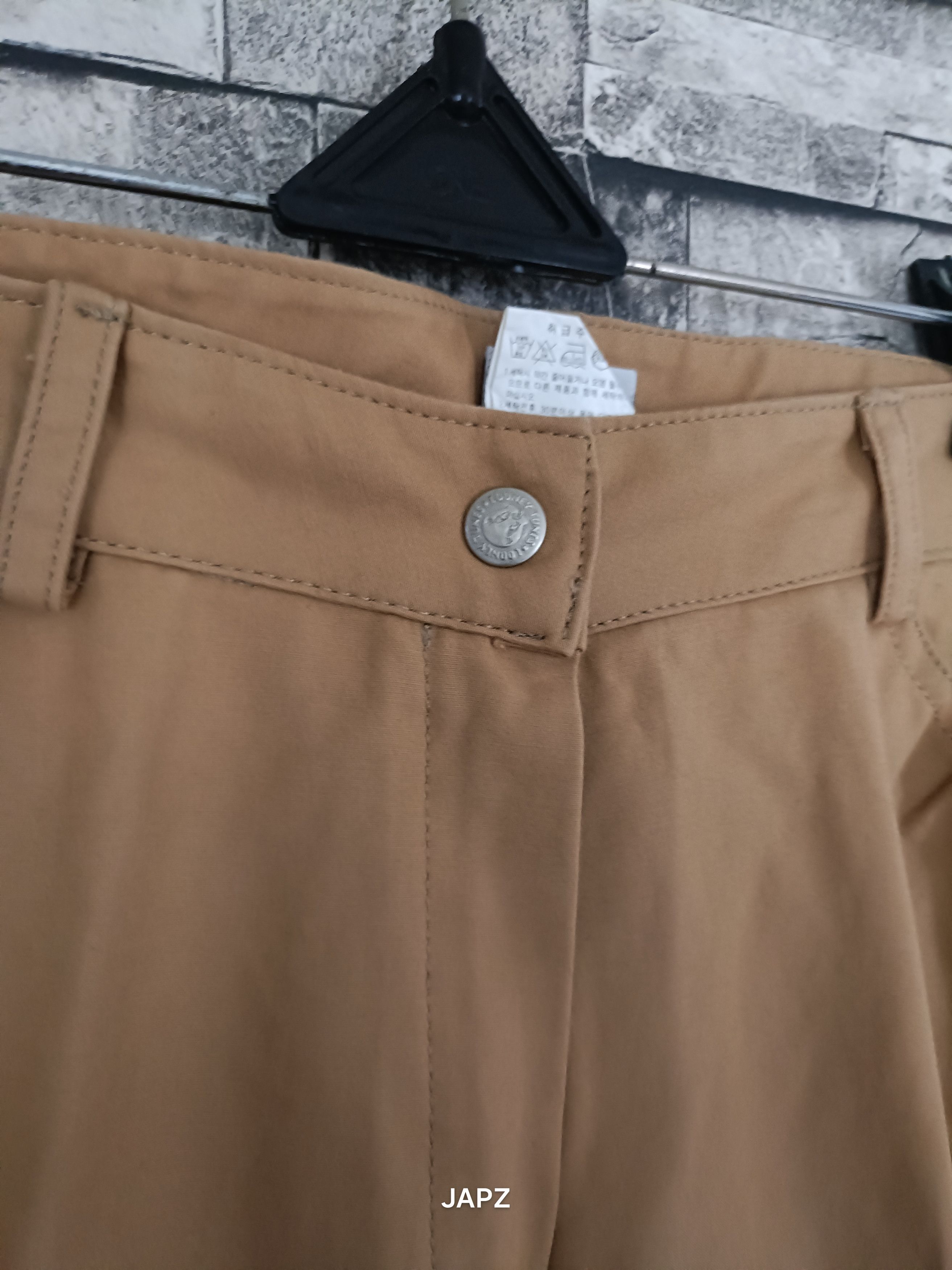 Cartoon Network Bnwt Warner bros looney tunes flare pants Size 30" / US 8 / IT 44 - 3 Thumbnail