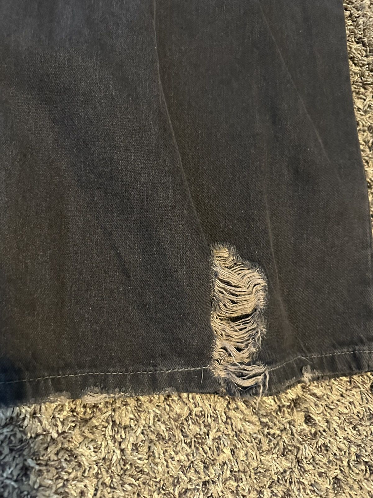 Boohoo BoohooMAN Extreme Baggy Ripped Wash Black Jeans Size 32 Men Size US 32 / EU 48 - 5 Thumbnail