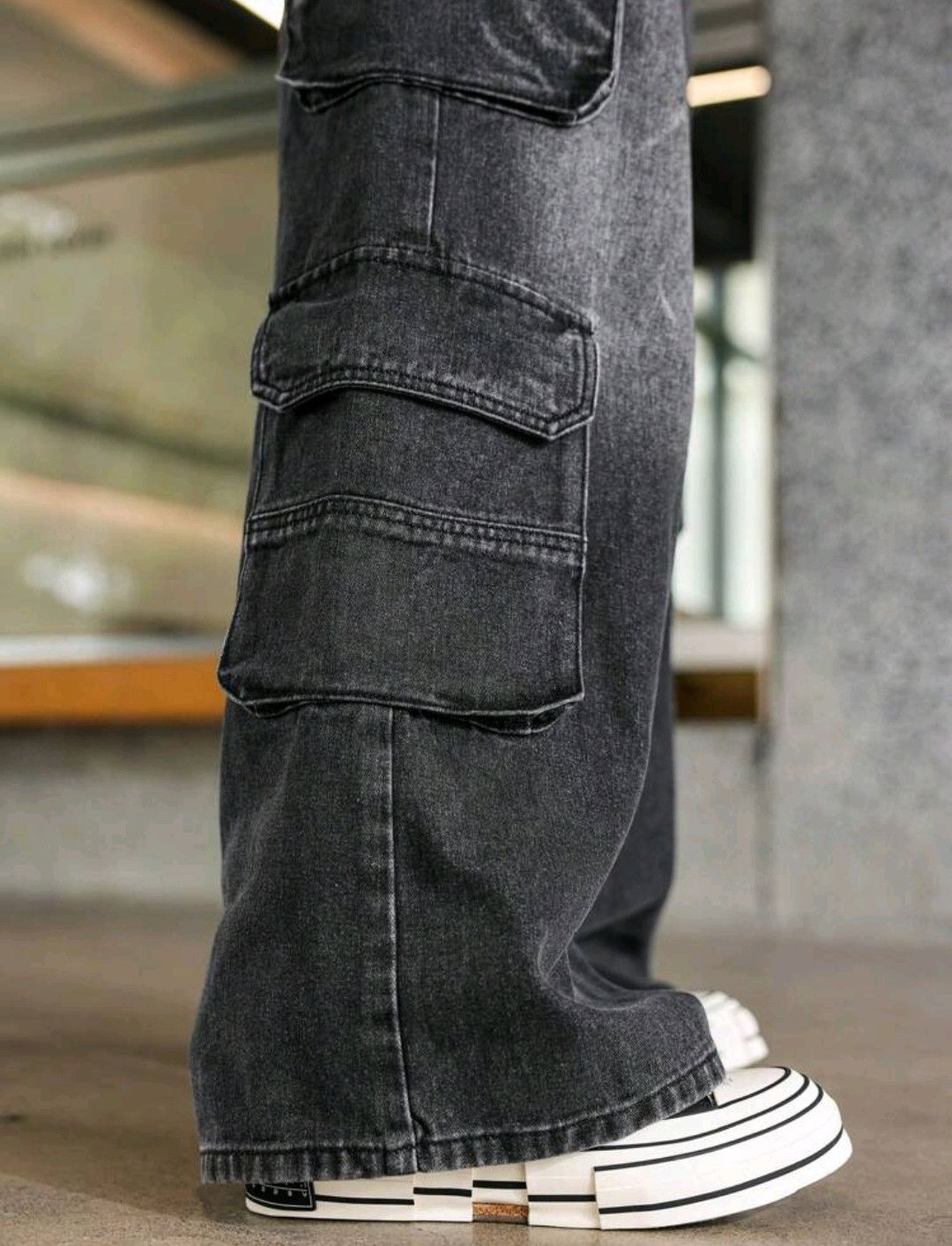 Japanese Brand × Jean Denim Workwear Baggy Jeans w/ Multiple Pockets & Wide Legs Size US 33 - 7 Thumbnail
