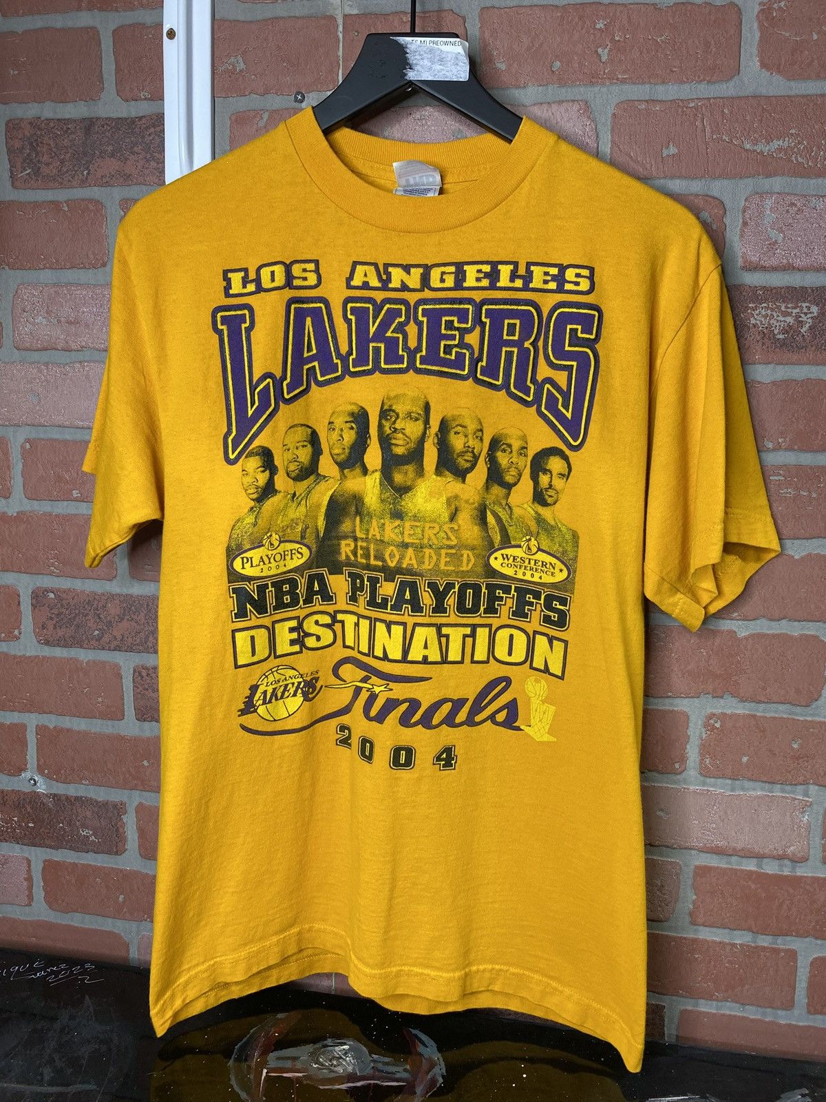 Vintage 00’ Lakers Roster Team Kobe Tee Shirt