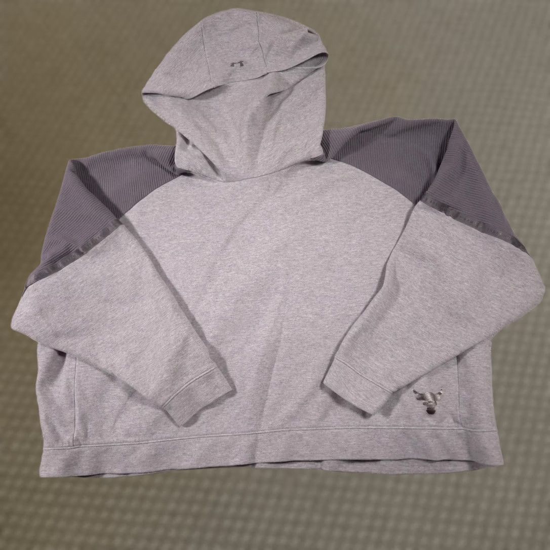 Under Armour Under Armour Project Rock Hoodie Womens Small Gray Oversized All Day Hustle Bull Shirt Size S / US 4 / IT 40 - 1 Thumbnail