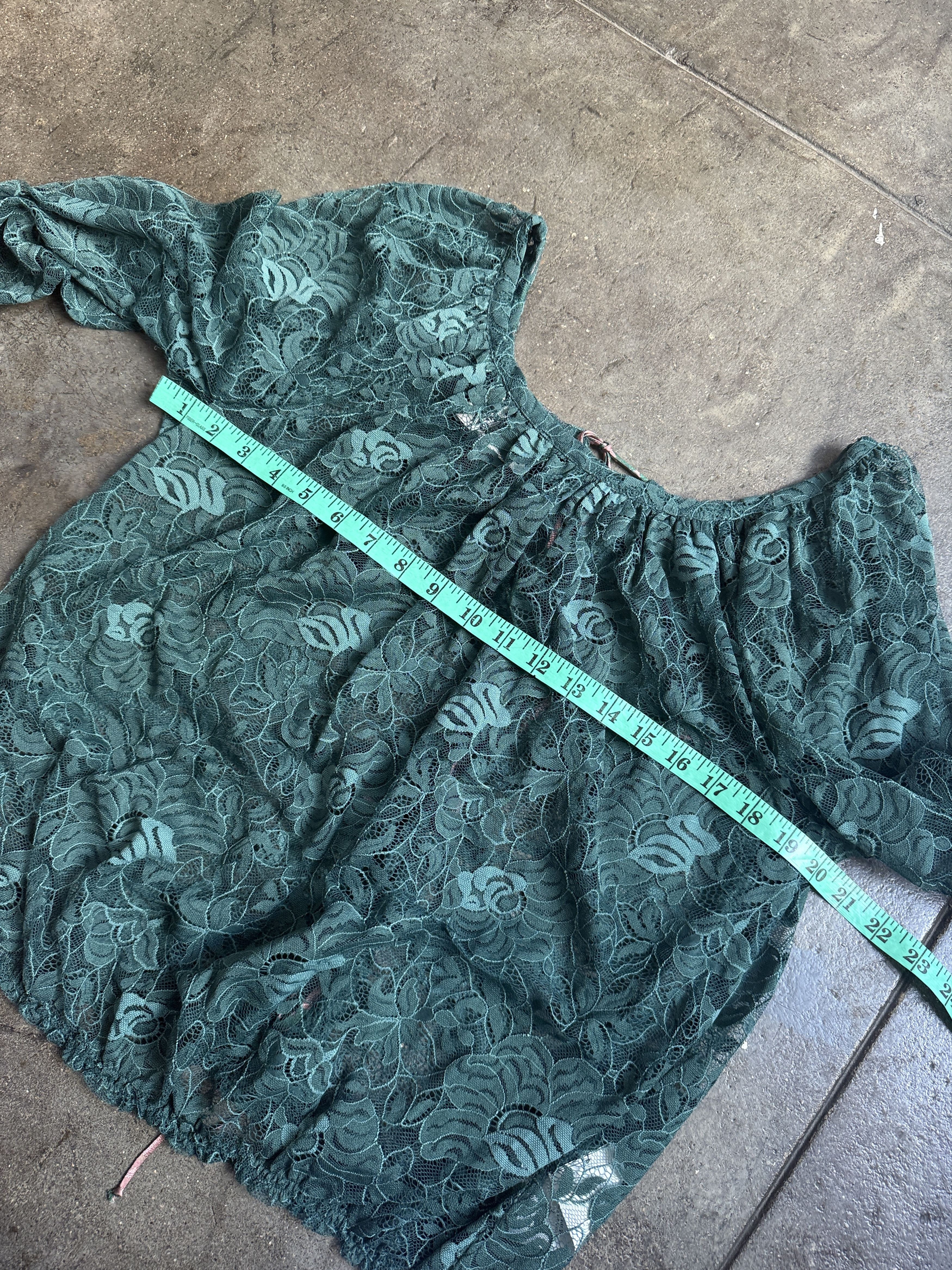 Vivienne Westwood 2019 Green Lace top w/ Oriental Pink - I have the set Size S / US 4 / IT 40 - 10 Thumbnail