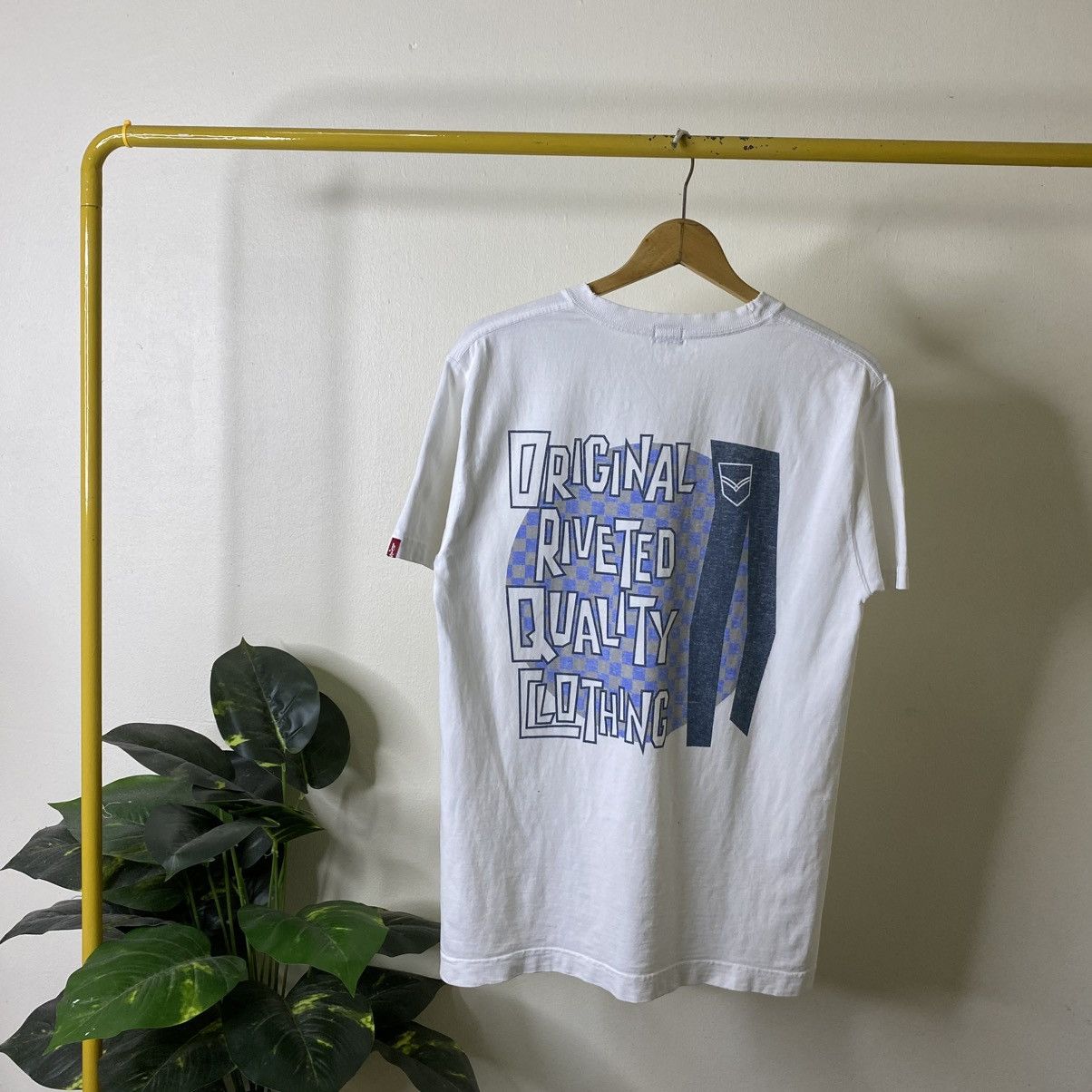 Levi's Vintage 1990s Levis Big Back Graphic T Shirt Size US M / EU 48-50 / 2 - 1 Thumbnail