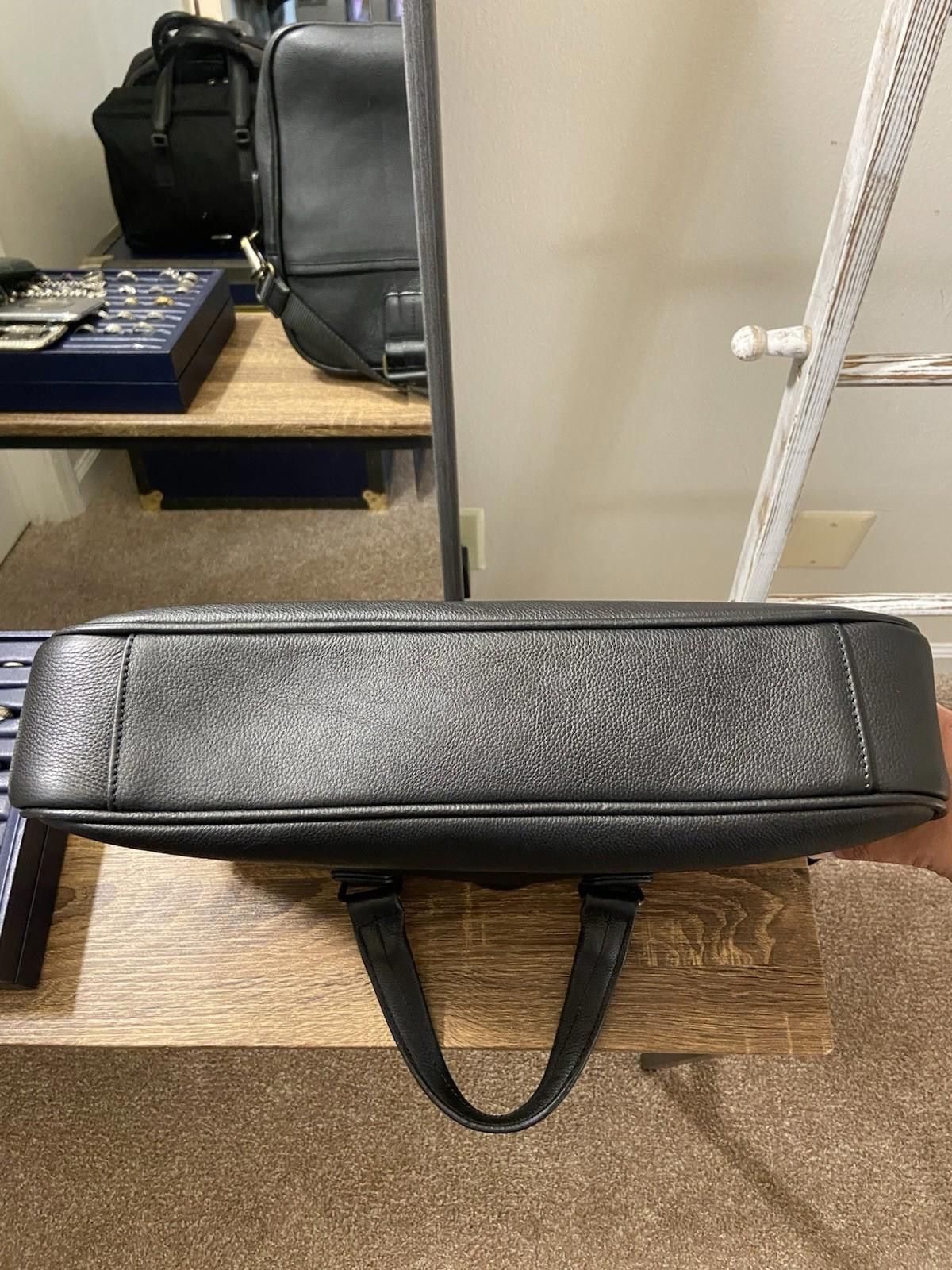 Leather Quavaro Black Eagle Briefcase W Strap, Heavy Duty Leather Size ONE SIZE - 6 Thumbnail