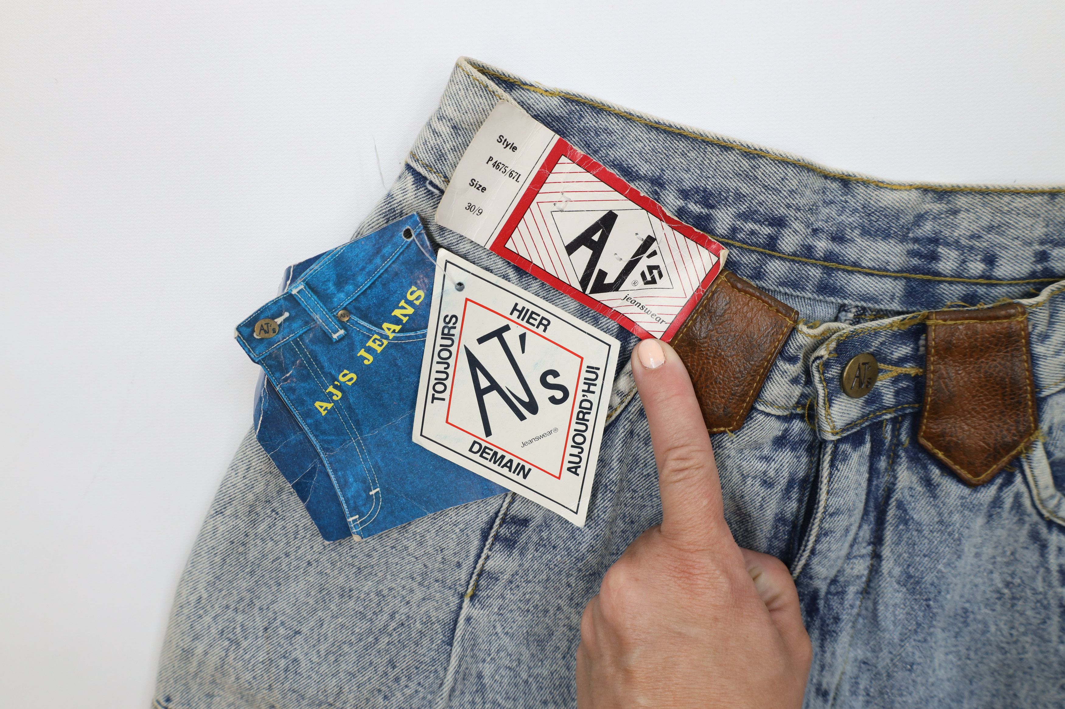 Vintage Deadstock Vintage 90s Streetwear Trim Acid Wash Denim Jeans Size 32" / US 10 / IT 46 - 7 Thumbnail