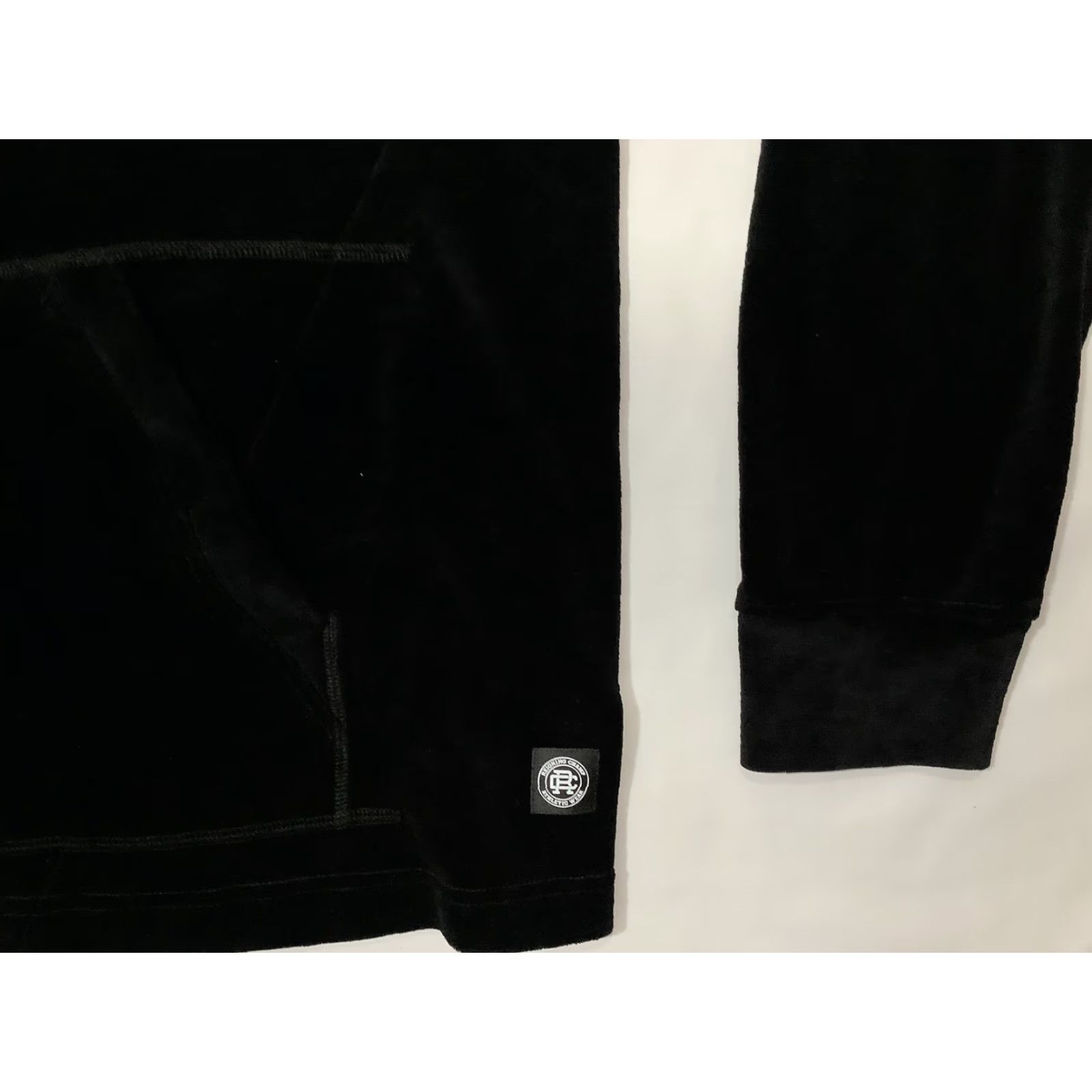 Reigning Champ VINTAGE Reigning Champ Sweatshirt Mens L Black Velour Crewneck Jide Osifeso Size US L / EU 52-54 / 3 - 4 Thumbnail