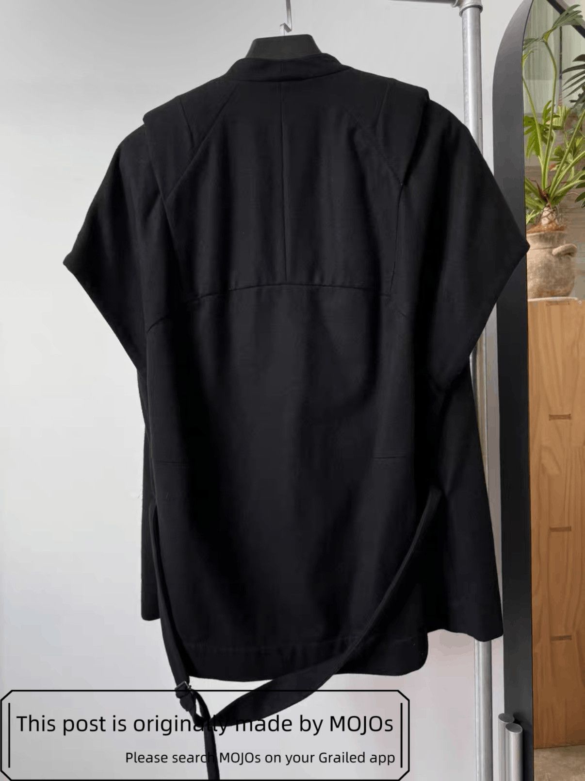 Ann Demeulemeester Ann Demeulemeester Sleeveless Wool Jacket mojos110118 Size US S / EU 44-46 / 1 - 2 Thumbnail