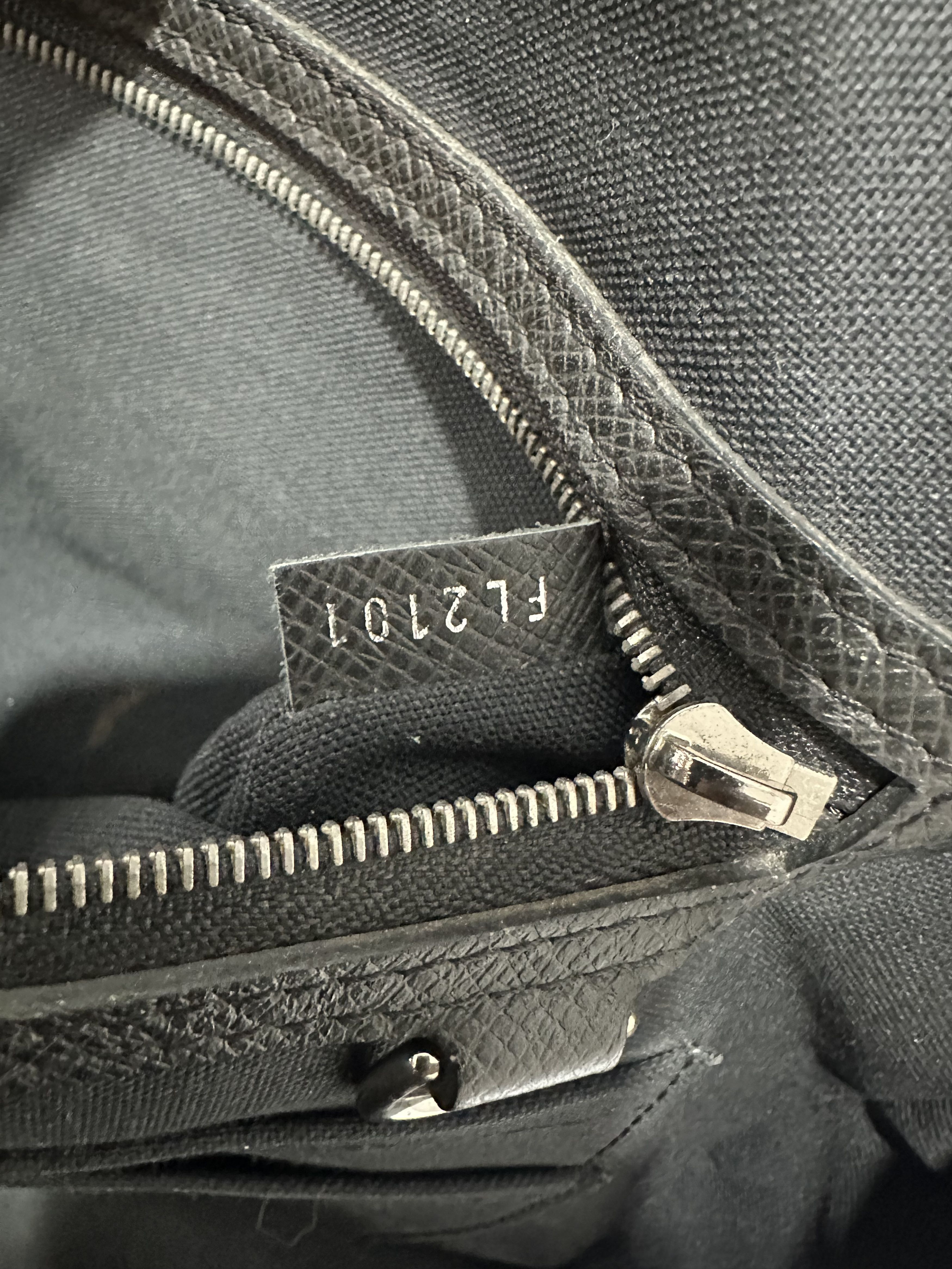 Louis Vuitton Louis Vuitton Black Taiga Leather Neo Igor Briefcase Size ONE SIZE - 8 Thumbnail