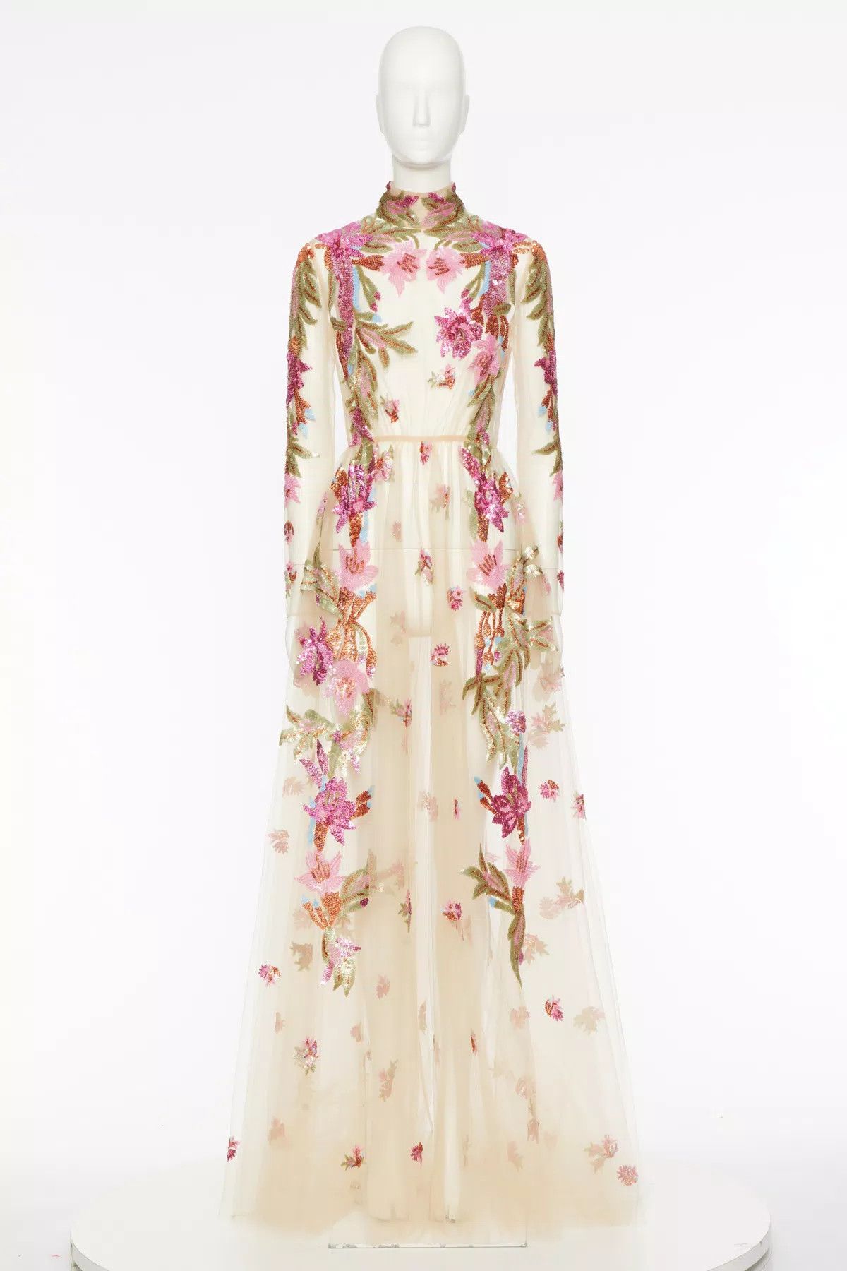 Valentino o1s1wg110625 Embroidered Tulle Illusion Gown in Multicolor Size M / US 6-8 / IT 42-44 - 1 Thumbnail