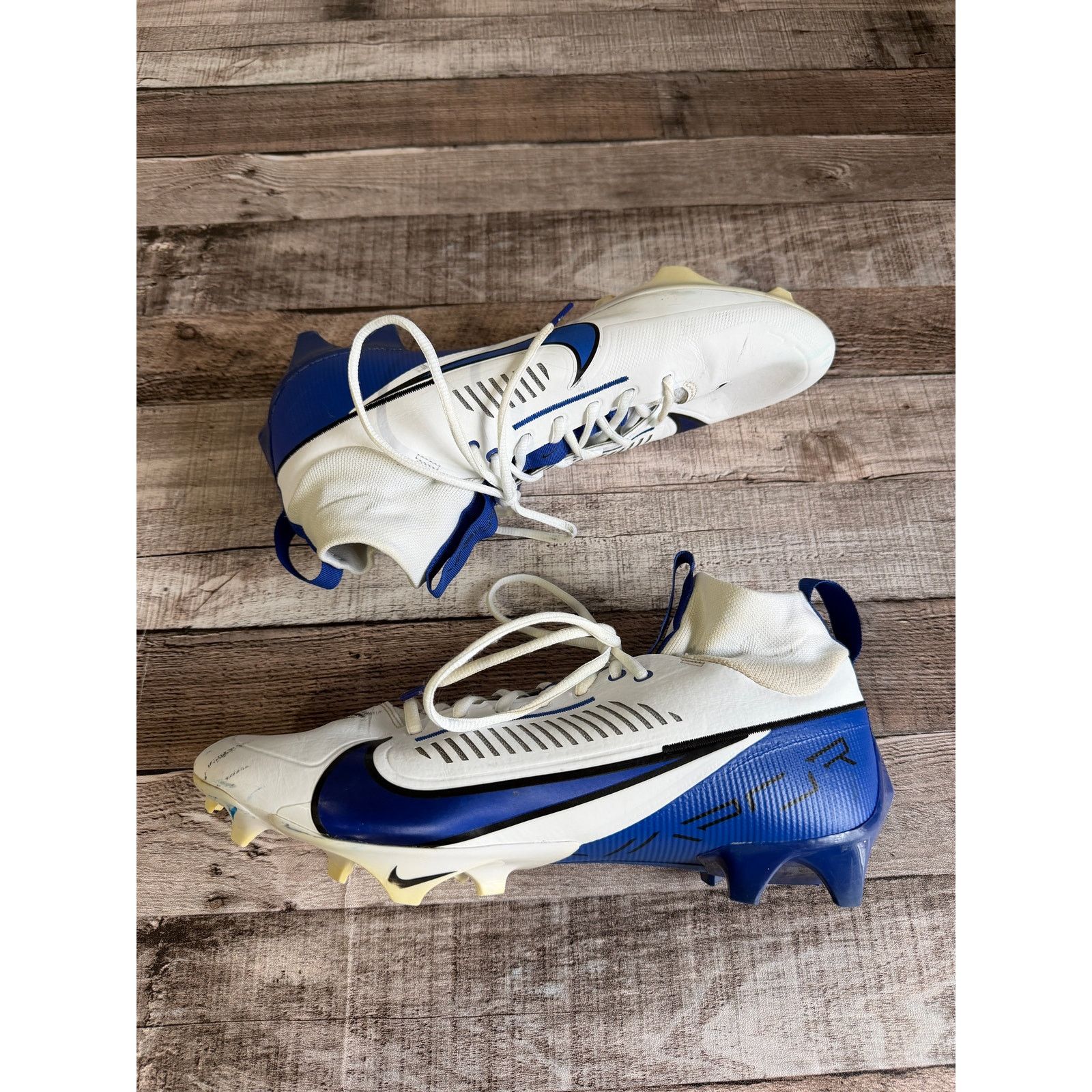Nike Nike Blue and White Football Cleats Size 12.5 Size US 12.5 / EU 45-46 - 8 Thumbnail