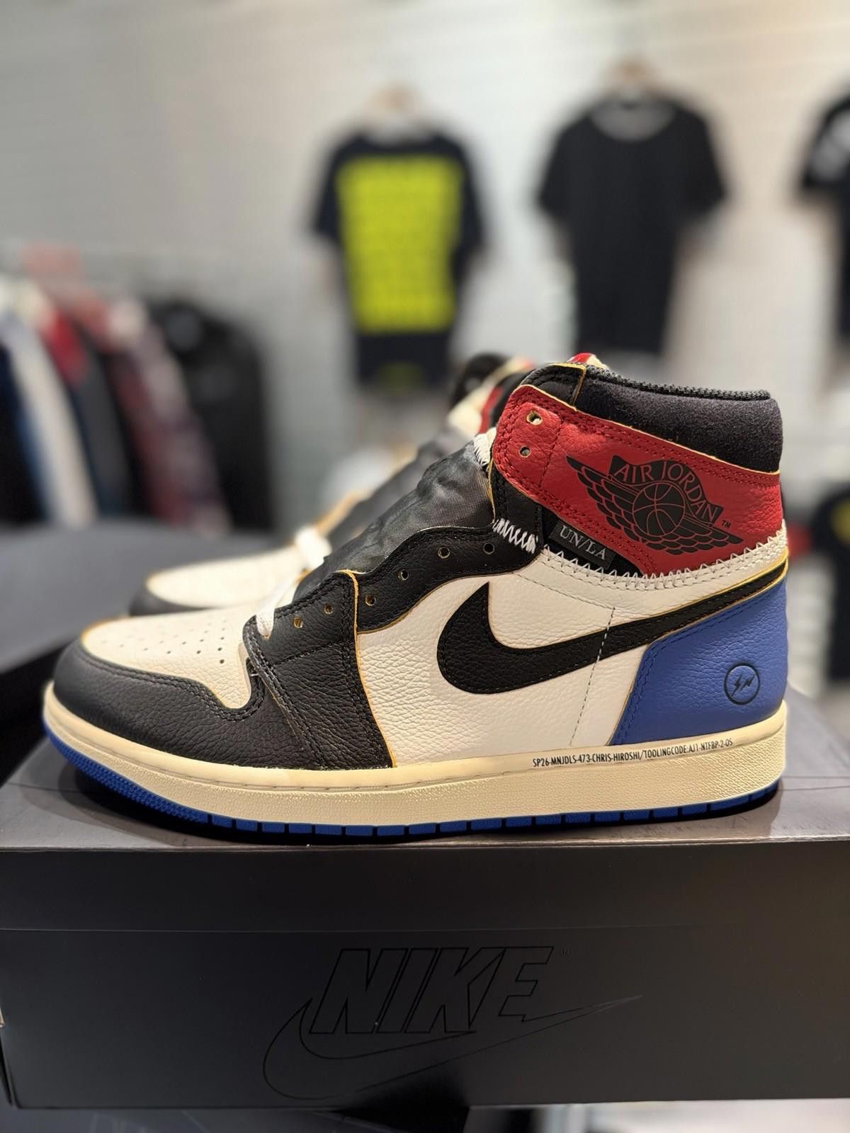 Jordan Brand Air Jordan 1 x Union x Fragment Black and Varsity Red 10 Size US 10 / EU 43 - 10 Thumbnail