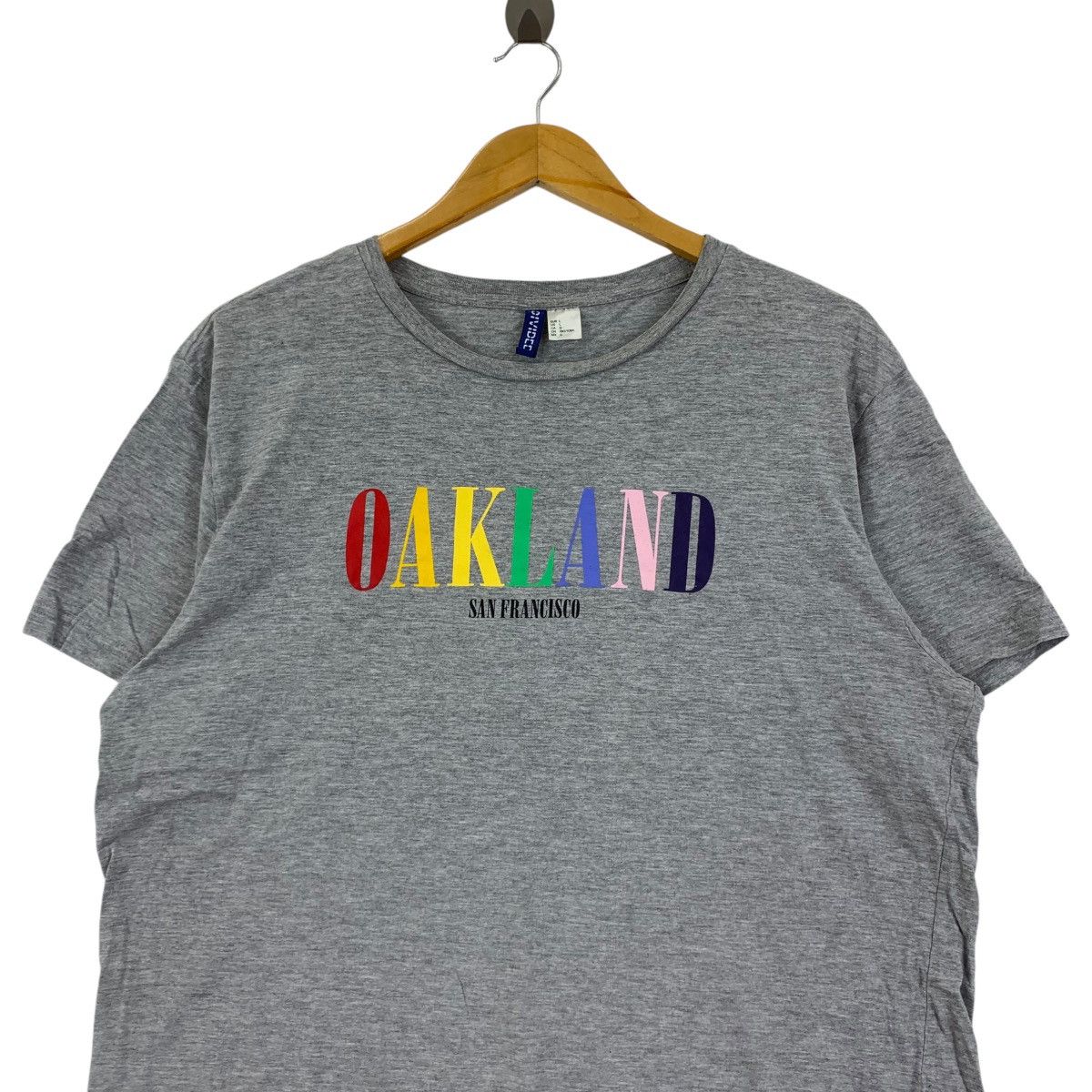 H&M OAKLAND SAN FRANCISCO Rainbow Logo Tee Shirt Top H&M Size L / US 10 / IT 46 - 2 Thumbnail