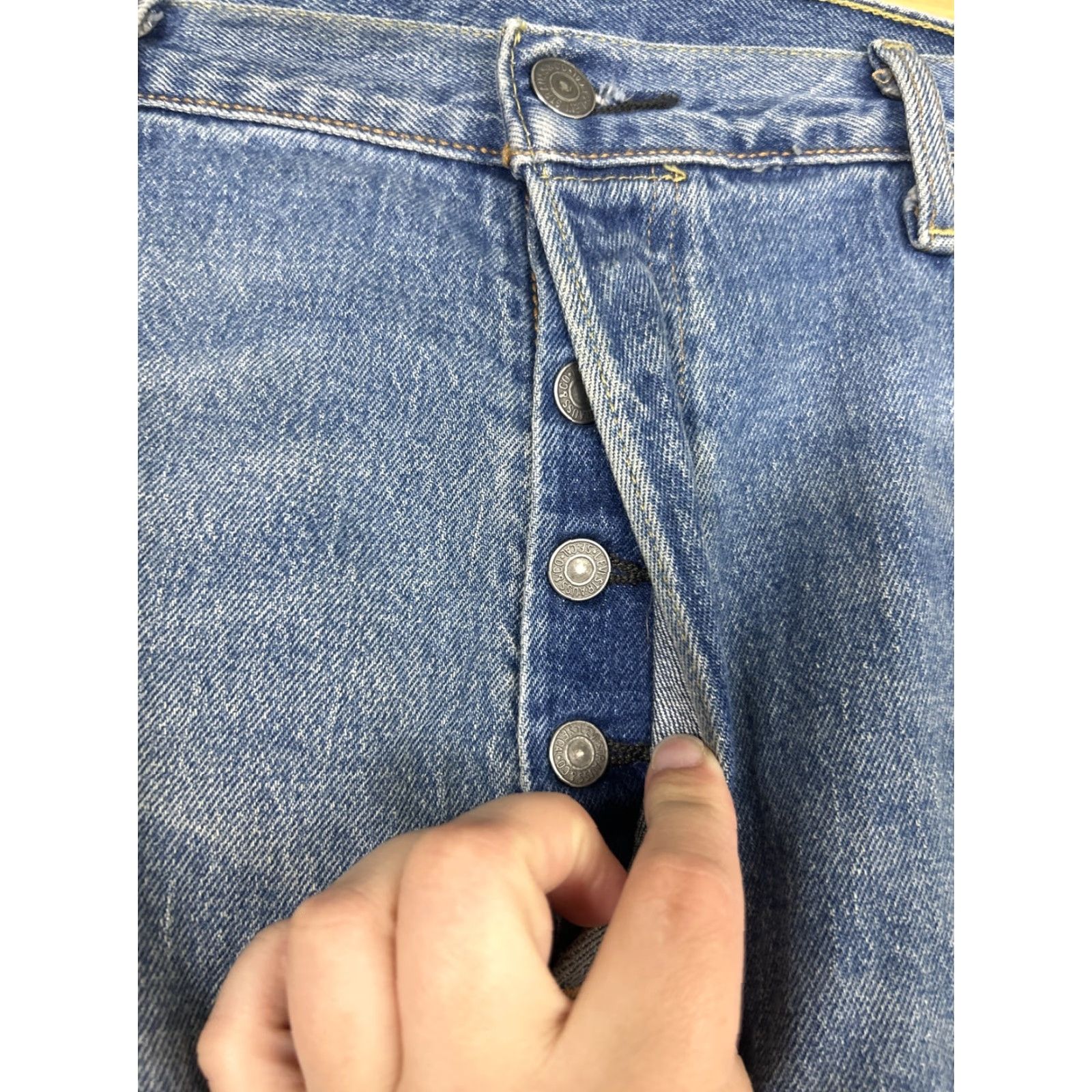 Levi's Levi’s 501 Jeans Mens 38x32 Medium Wash Blue Button Fly Belt Loops Straight Regular Belted Size US 38 / EU 54 - 6 Thumbnail