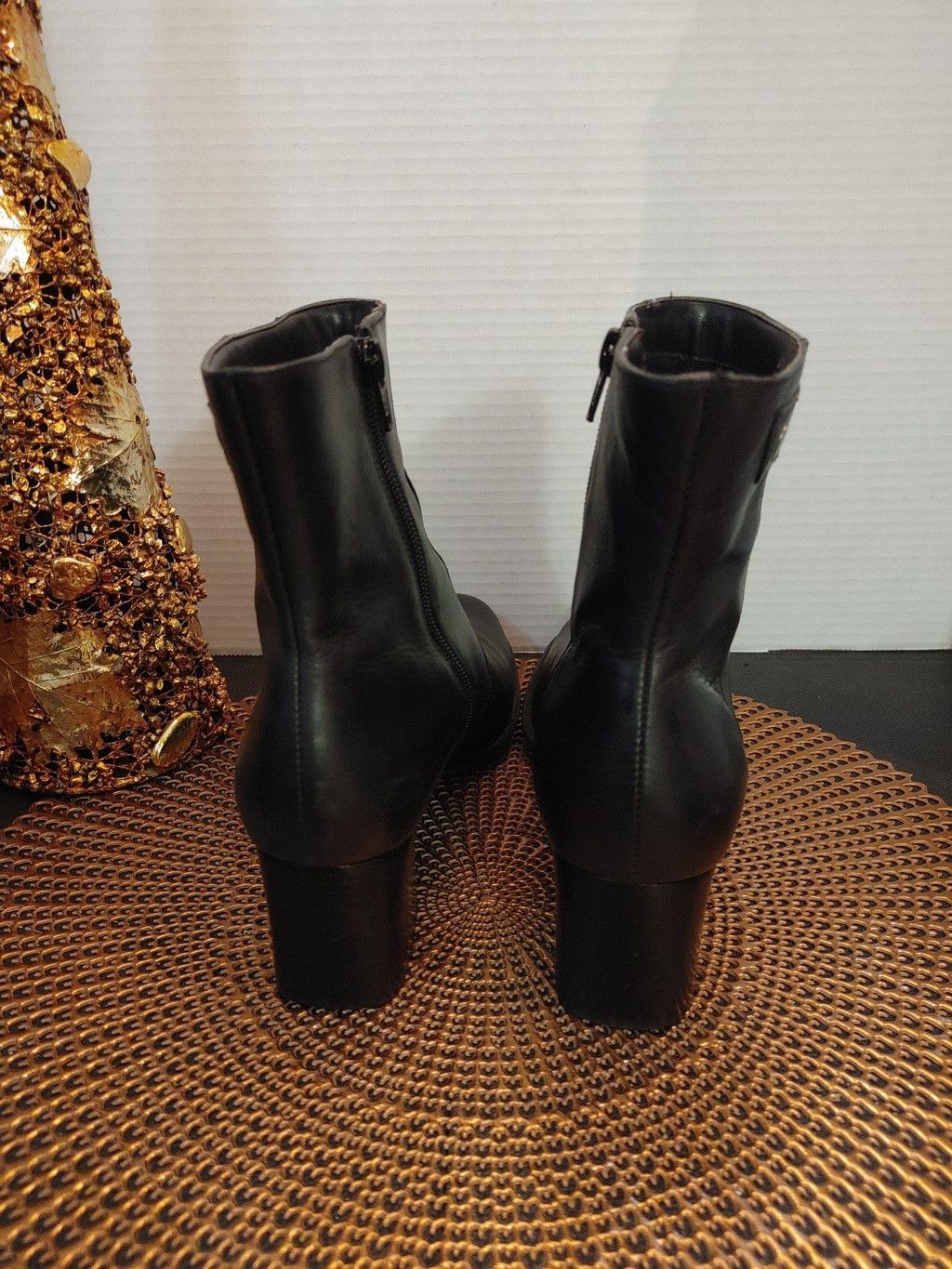 Naturalizer Naturalizer River Ankle Boot Size 9.5M Size US 9 / IT 39 - 4 Thumbnail