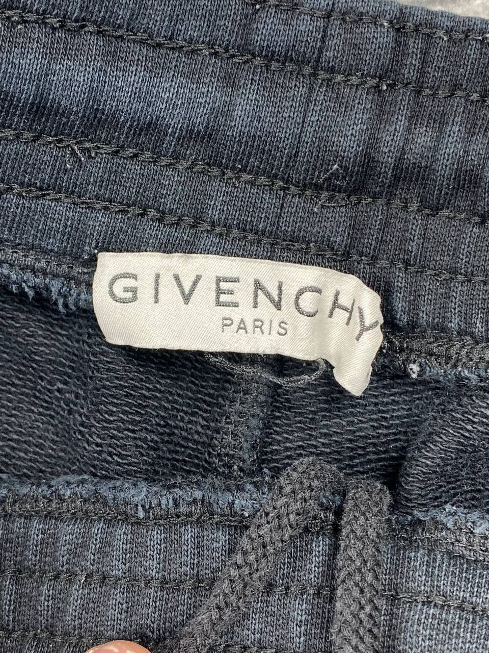 Givenchy Givenchy Shorts Big Logo Size US 36 / EU 52 - 5 Thumbnail