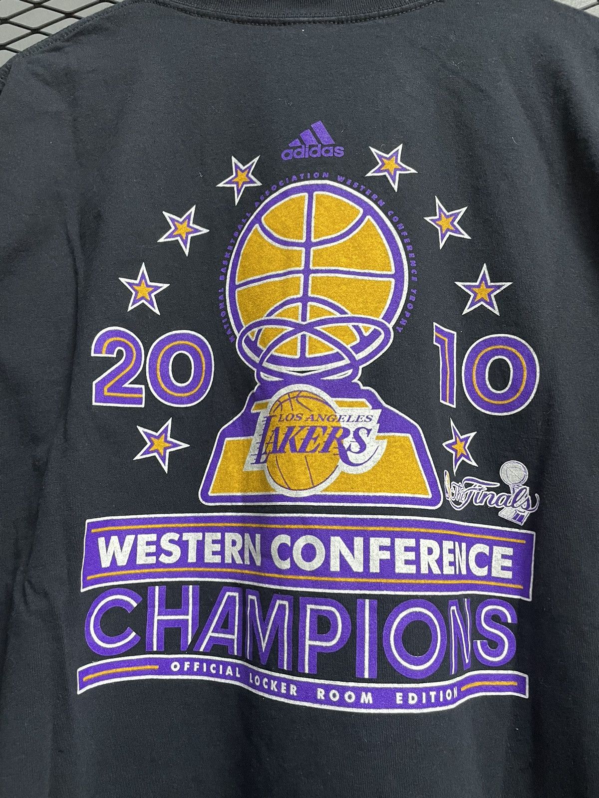 NBA × Vintage Vintage NBA Los Angeles Laker T-Shirt. Size US XXL / EU 58 / 5 - 7 Thumbnail