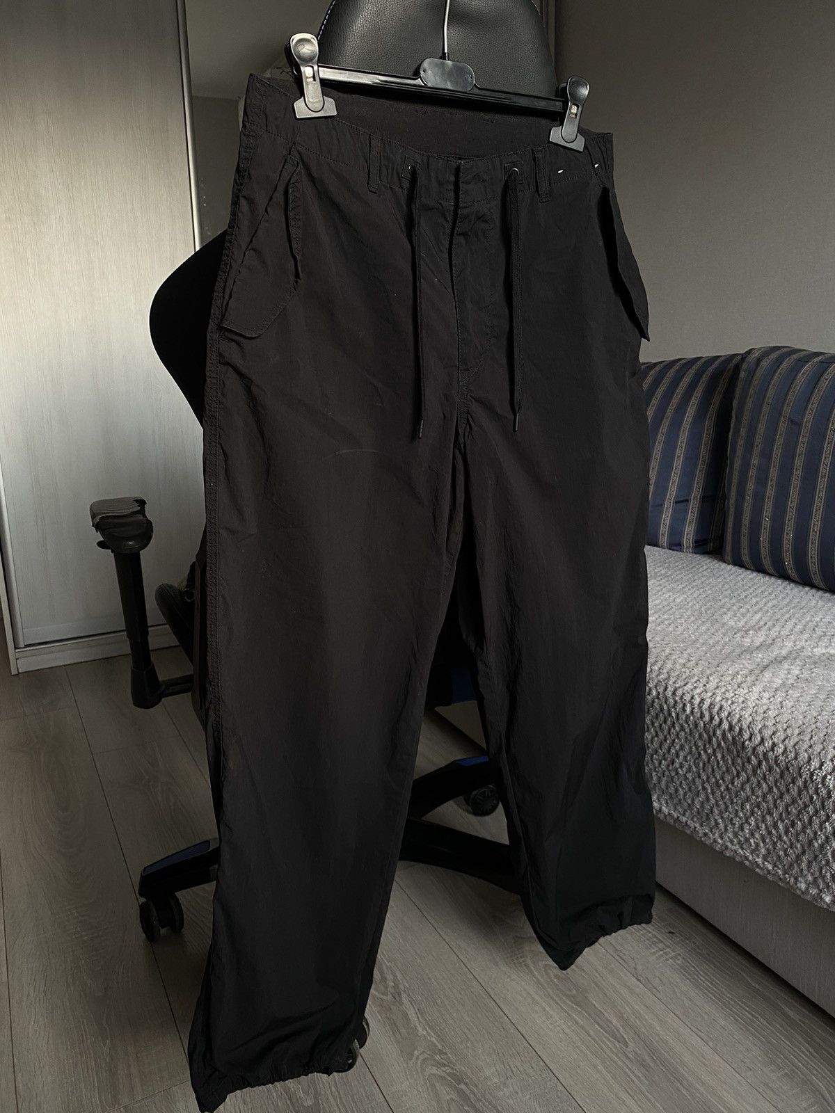 Uniqlo Cargo military black pants regular Size US 30 / EU 46 - 3 Thumbnail