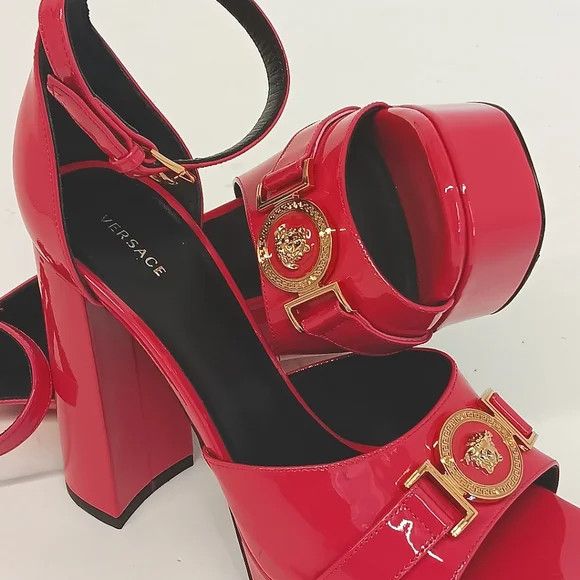 Versace Versace Medusa Logo Pink Patent Leather Platform Heels US8 Size US 8 / IT 38 - 8 Thumbnail