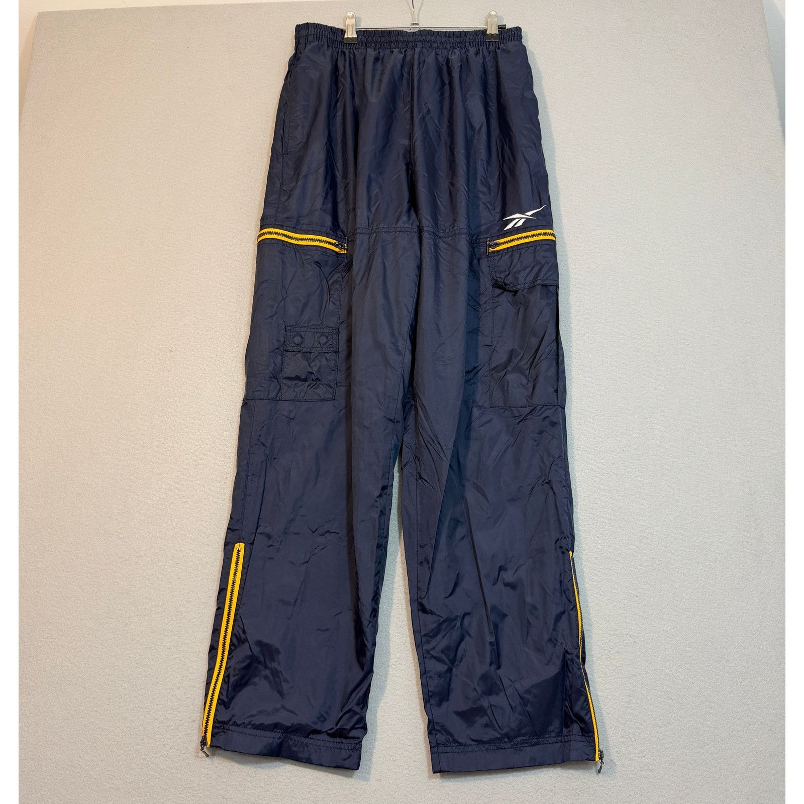 Reebok Vintage Reebok Windbreaker Track pants Men's Large 90s Size US 30 / EU 46 - 1 Thumbnail