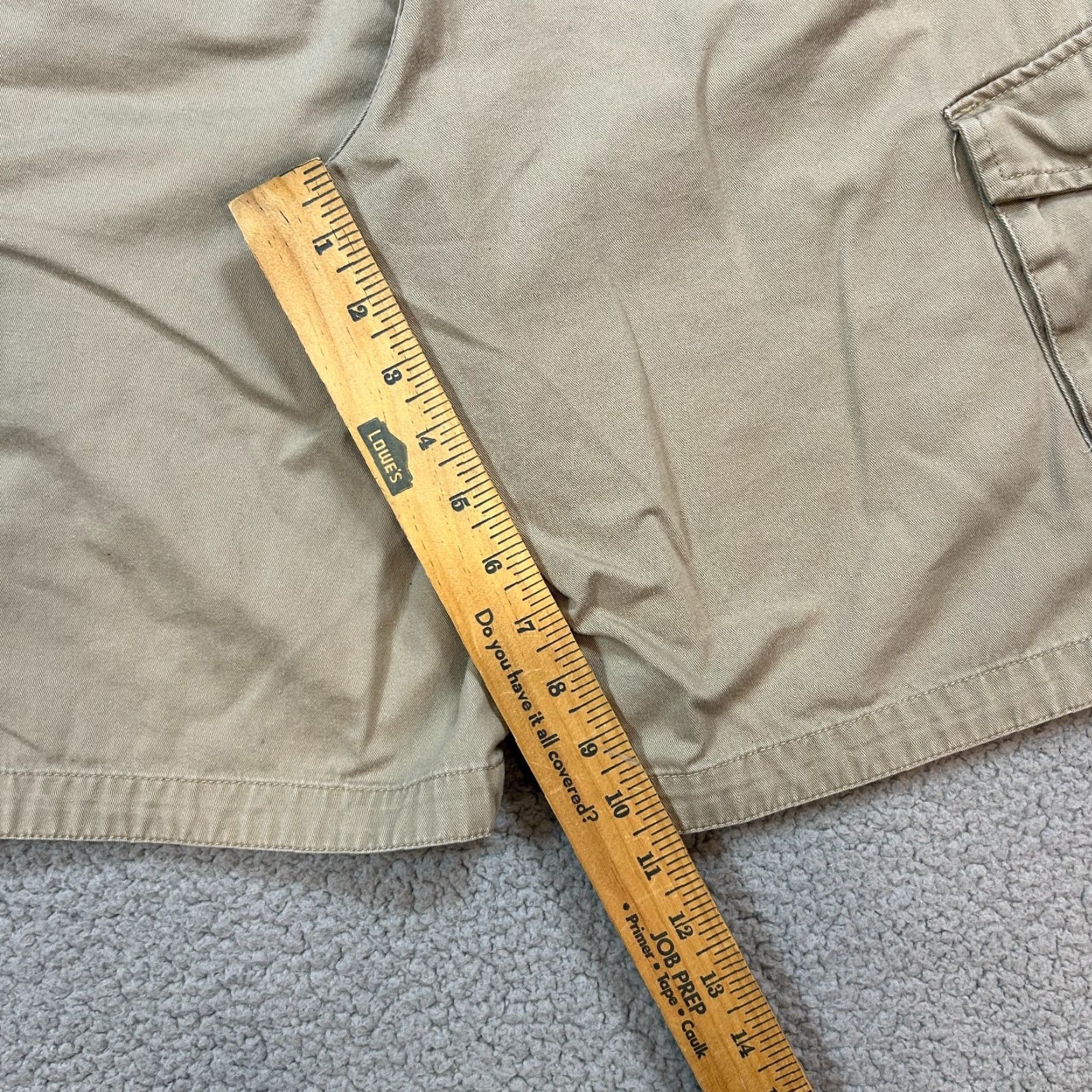 Oakley VINTAGE Oakley Cargo Shorts Mens 33 Beige Cargo Nylon Front Flat Front Pockets 90s Outdoor Sports Size US 33 - 6 Thumbnail