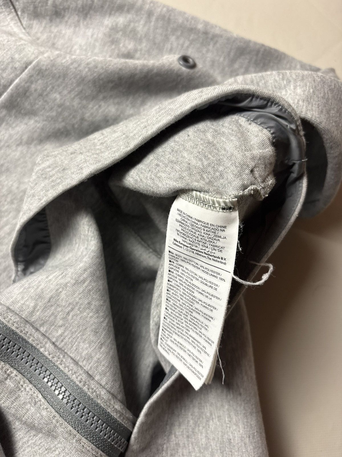 Nike Vintage Nike Nylon Zip Hoodie Size US M / EU 48-50 / 2 - 8 Thumbnail