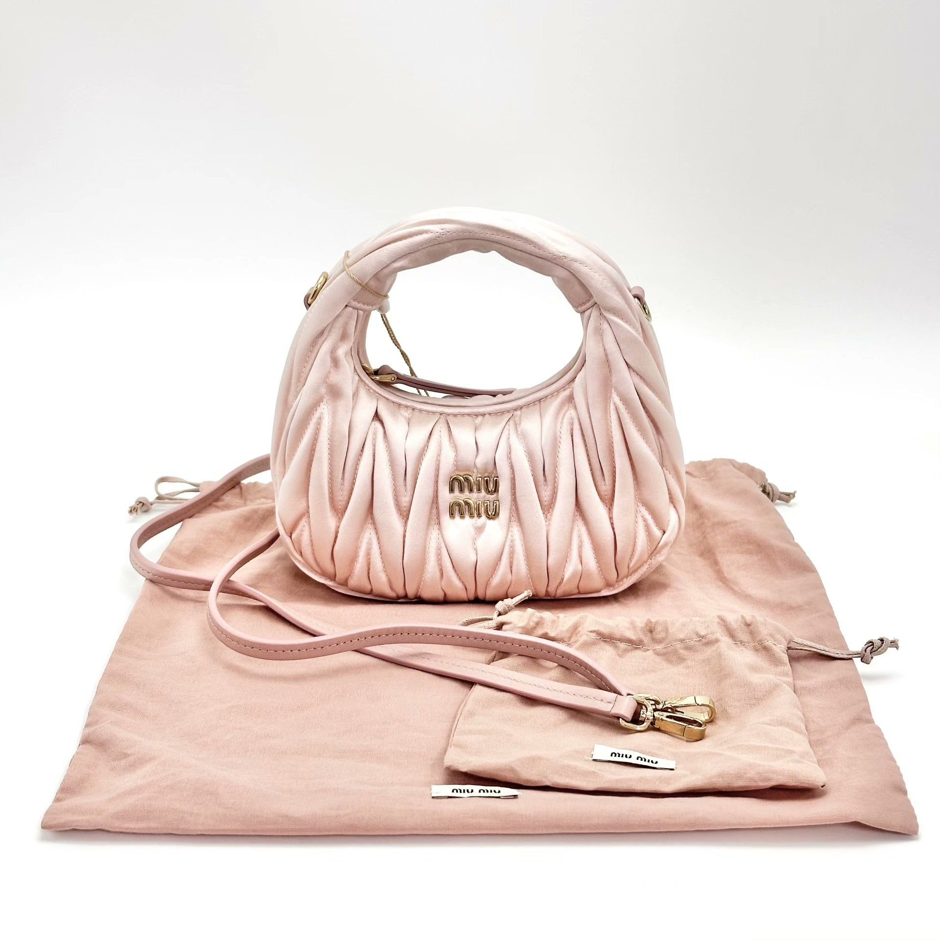 Miu Miu Pre-loved Bag Very good condition Size ONE SIZE - 1 Thumbnail