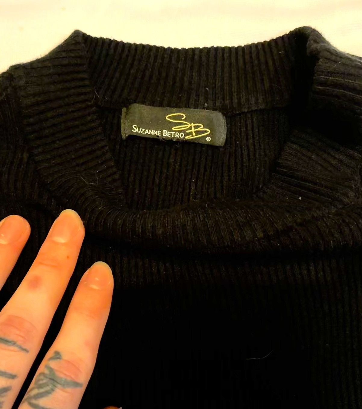 Vintage Suzanne Betro Shoulder Cut-out Sweater Size ONE SIZE - 2 Thumbnail