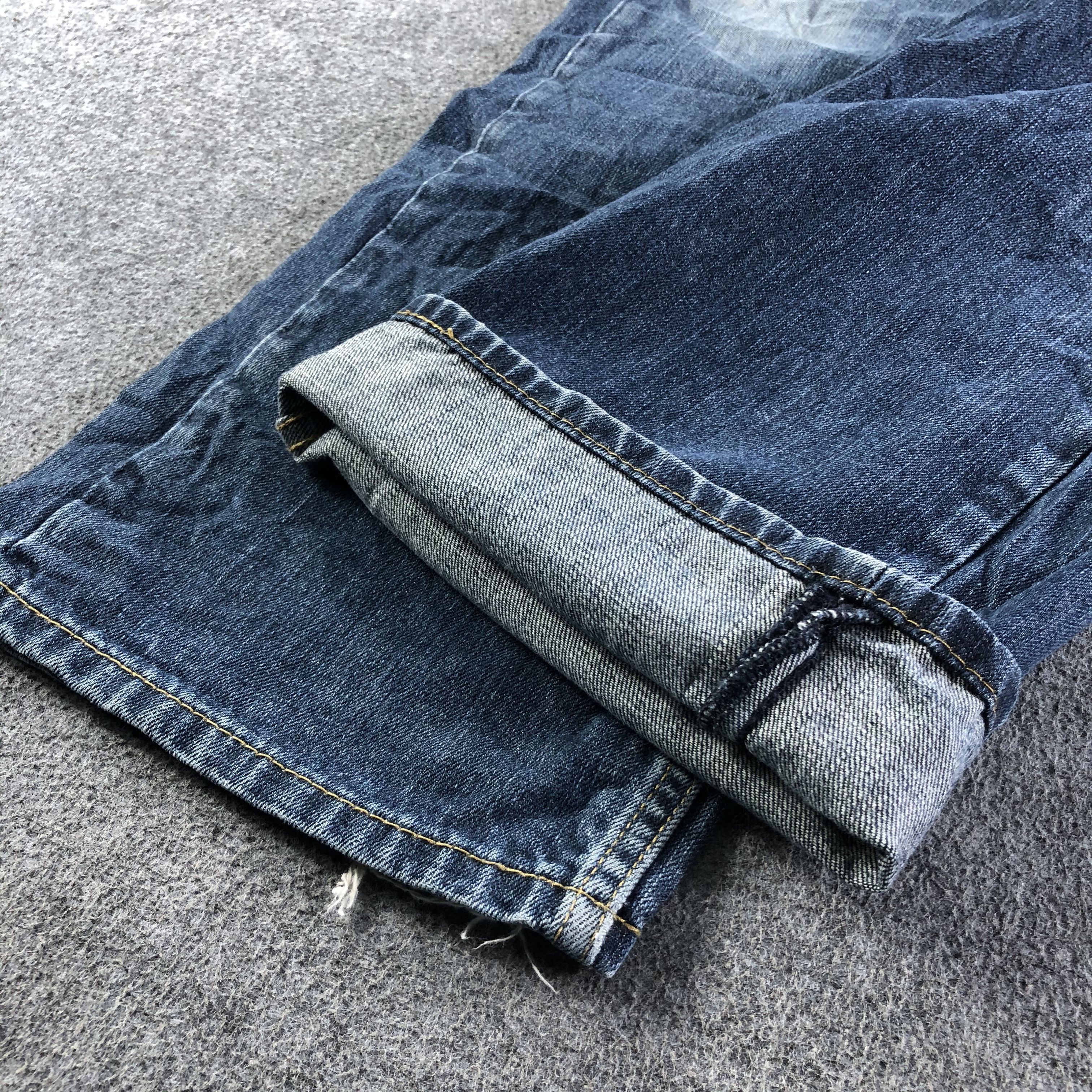 Levi's Vintage Blue Wash Levis 559 Jeans-J4104 Size US 39 - 7 Thumbnail