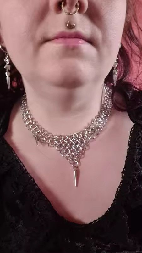 Japanese Brand Punk Style Circular Chain Rivet Pendant Necklace Size ONE SIZE - 4 Thumbnail