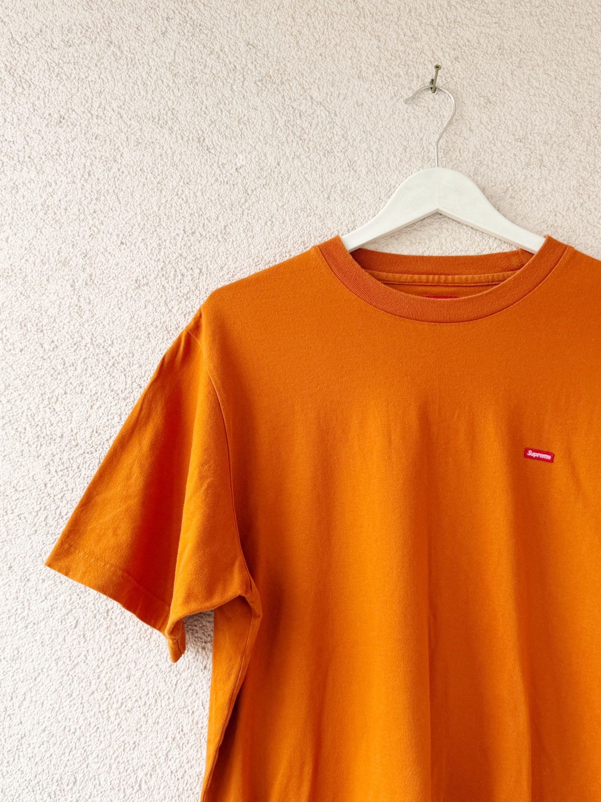 Supreme Supreme Orange Small Box Logo T Shirt Men’s Size L Size US L / EU 52-54 / 3 - 2 Thumbnail
