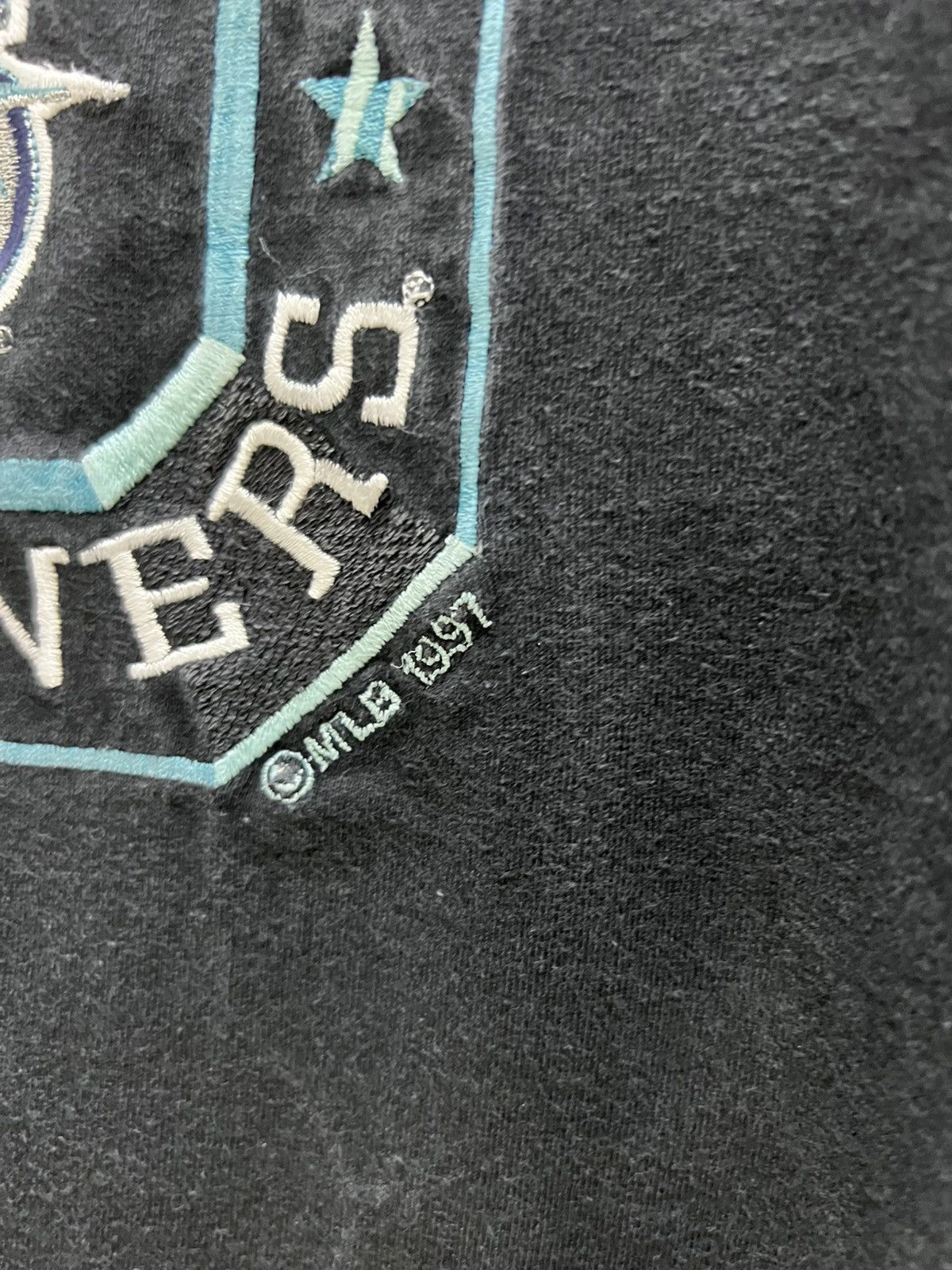 MLB Vintage 90s 1997 MLB Seattle Mariners Embroided Tee Size US XL / EU 56 / 4 - 3 Thumbnail