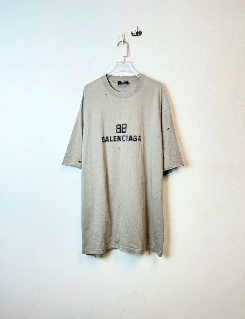 Balenciaga Balenciaga Brown mosaic BB letter logo ripped short sleeve Size US S / EU 44-46 / 1 - 1 Thumbnail