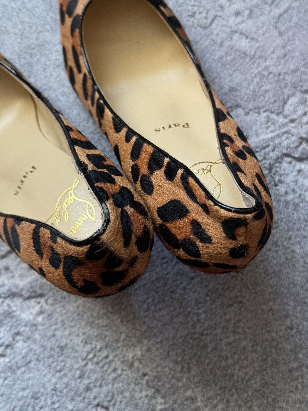 Christian Louboutin Christian Louboutin 37 leopard 🐆 heels 👠 shoes high Size US 7 / IT 37 - 16 Thumbnail