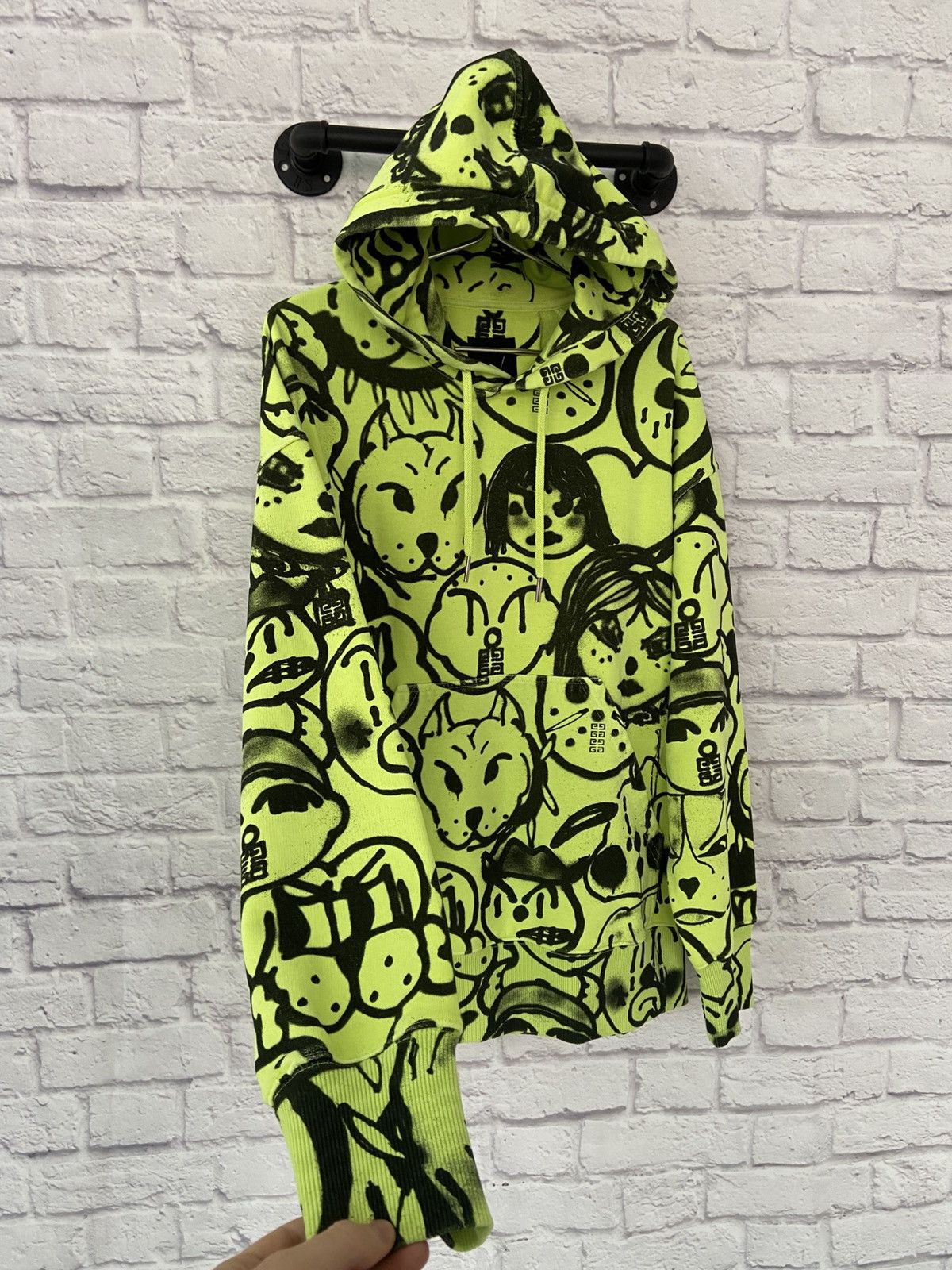 Chito × Givenchy Givenchy Chito Allover Family Oversized Hoodie Size US L / EU 52-54 / 3 - 16 Thumbnail