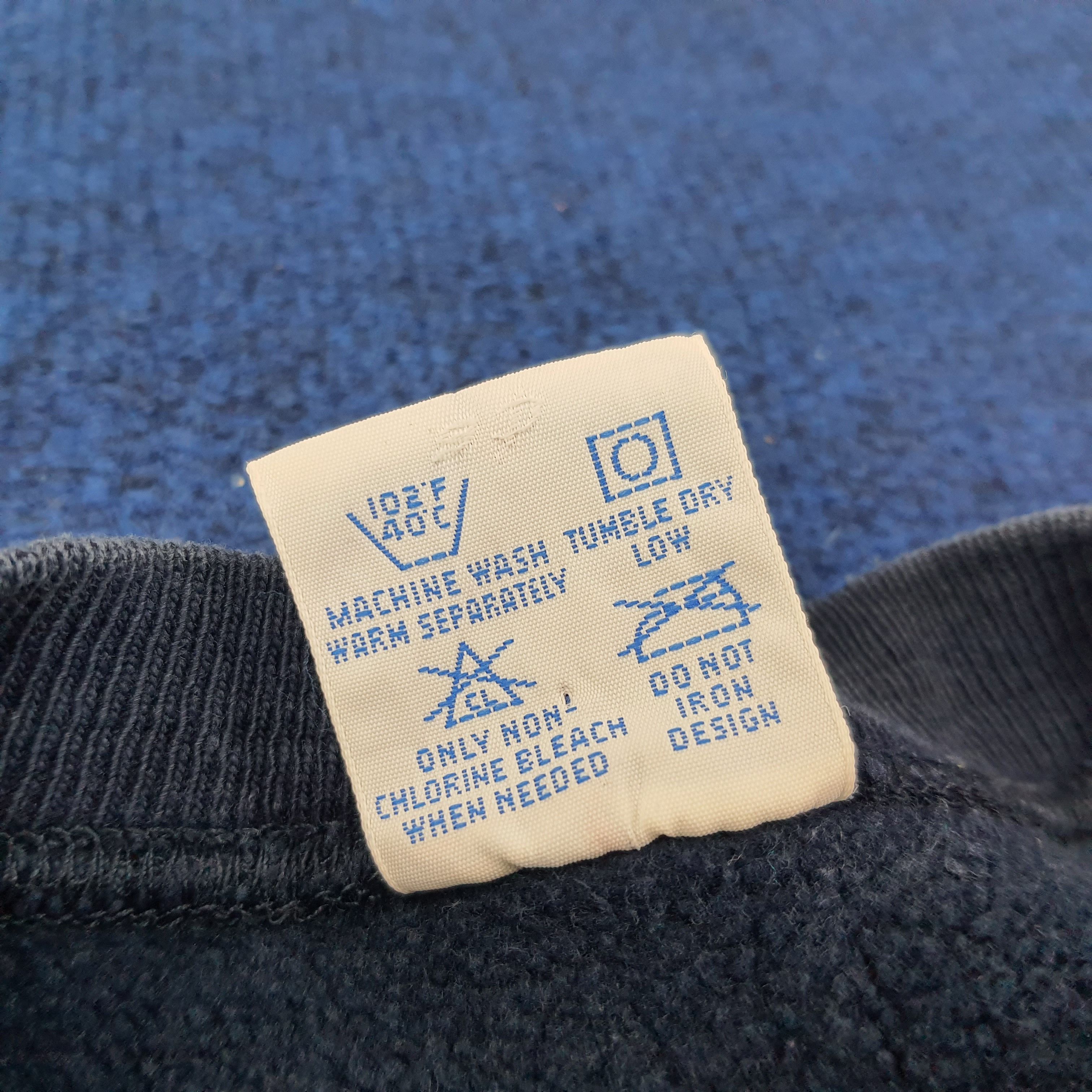 Champion × NBA × Vintage Vintage Champion Indiana Hoosiers NBA Team Sweatshirt C232N7 Size US S / EU 44-46 / 1 - 5 Thumbnail