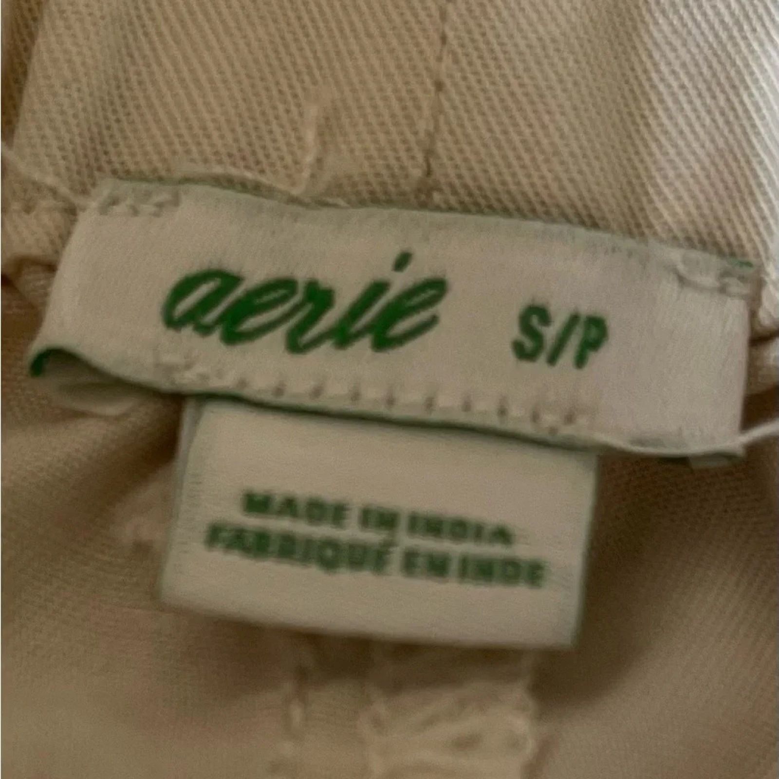 The Unbranded Brand Aerie paper bag tie waist 100% Lyocel shorts, size Small pet Size 28" / US 6 / IT 42 - 3 Thumbnail
