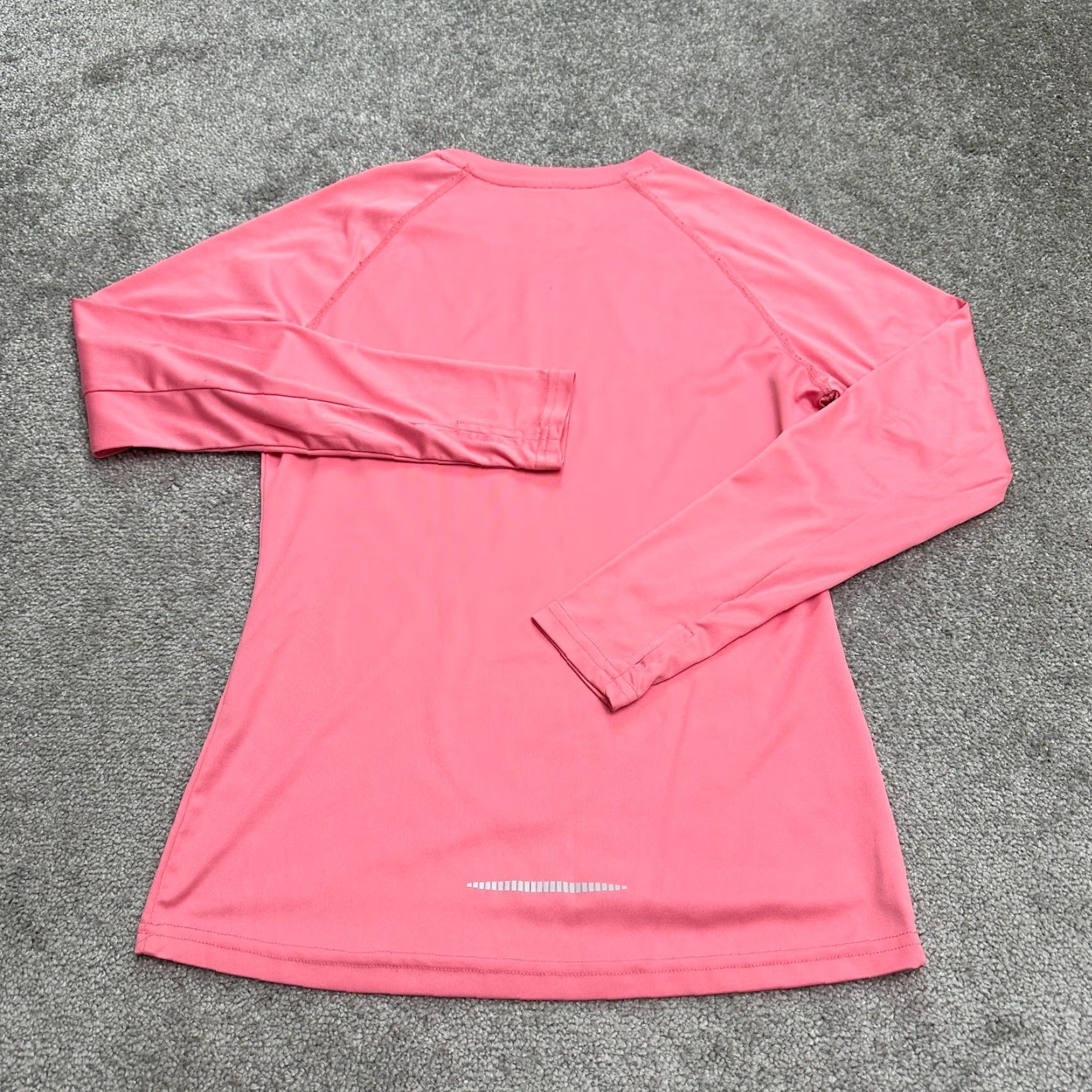 Pinko Ksmien Active Top Women's Pink Long Sleeve Raglan Crew Neck T-Shirt M Athletic Fit (Adult) Womens Size M / US 6-8 / IT 42-44 - 2 Thumbnail