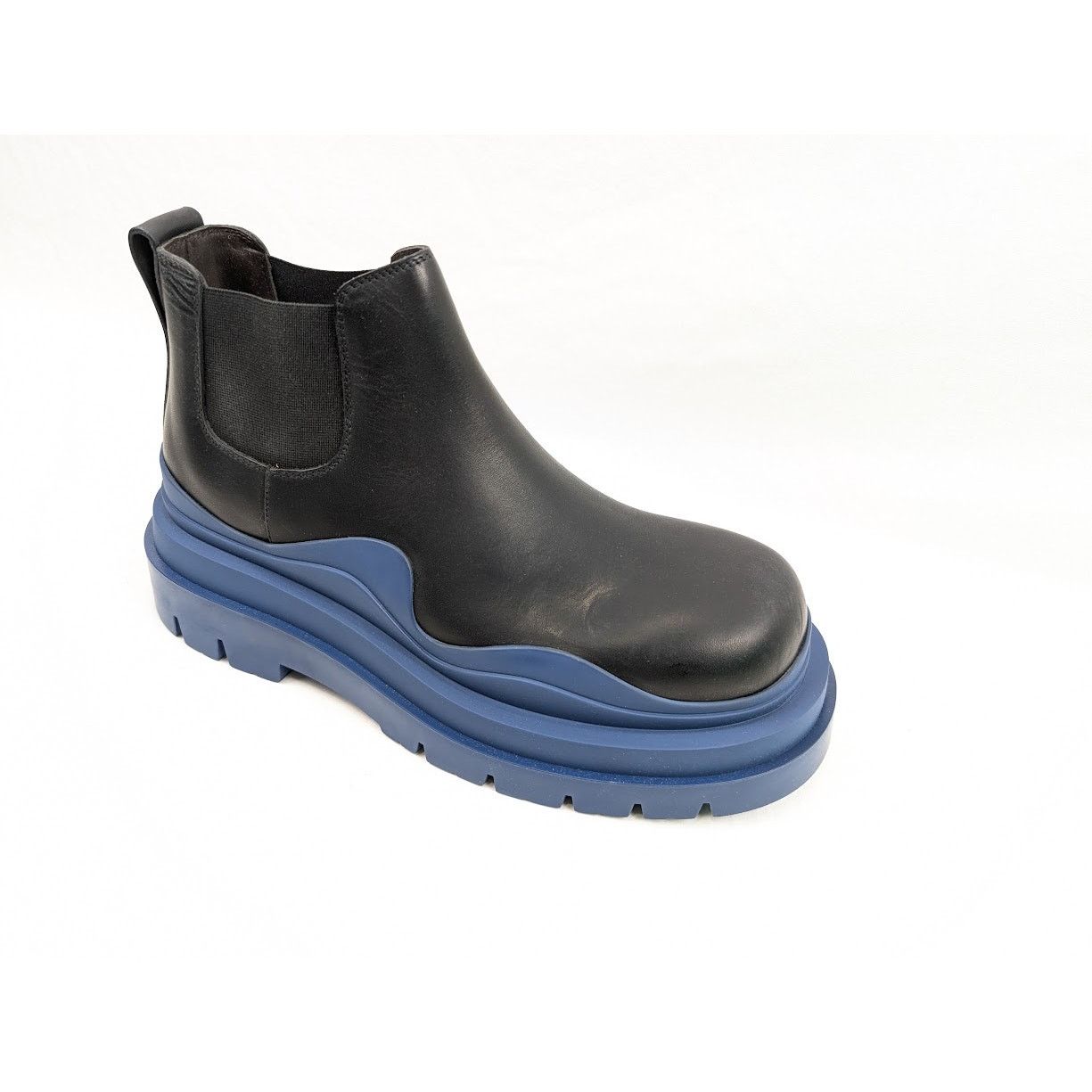 Bottega Veneta o1rshd1 Military Calf Tire Boots in Black Size US 9.5 / EU 42-43 - 2 Thumbnail