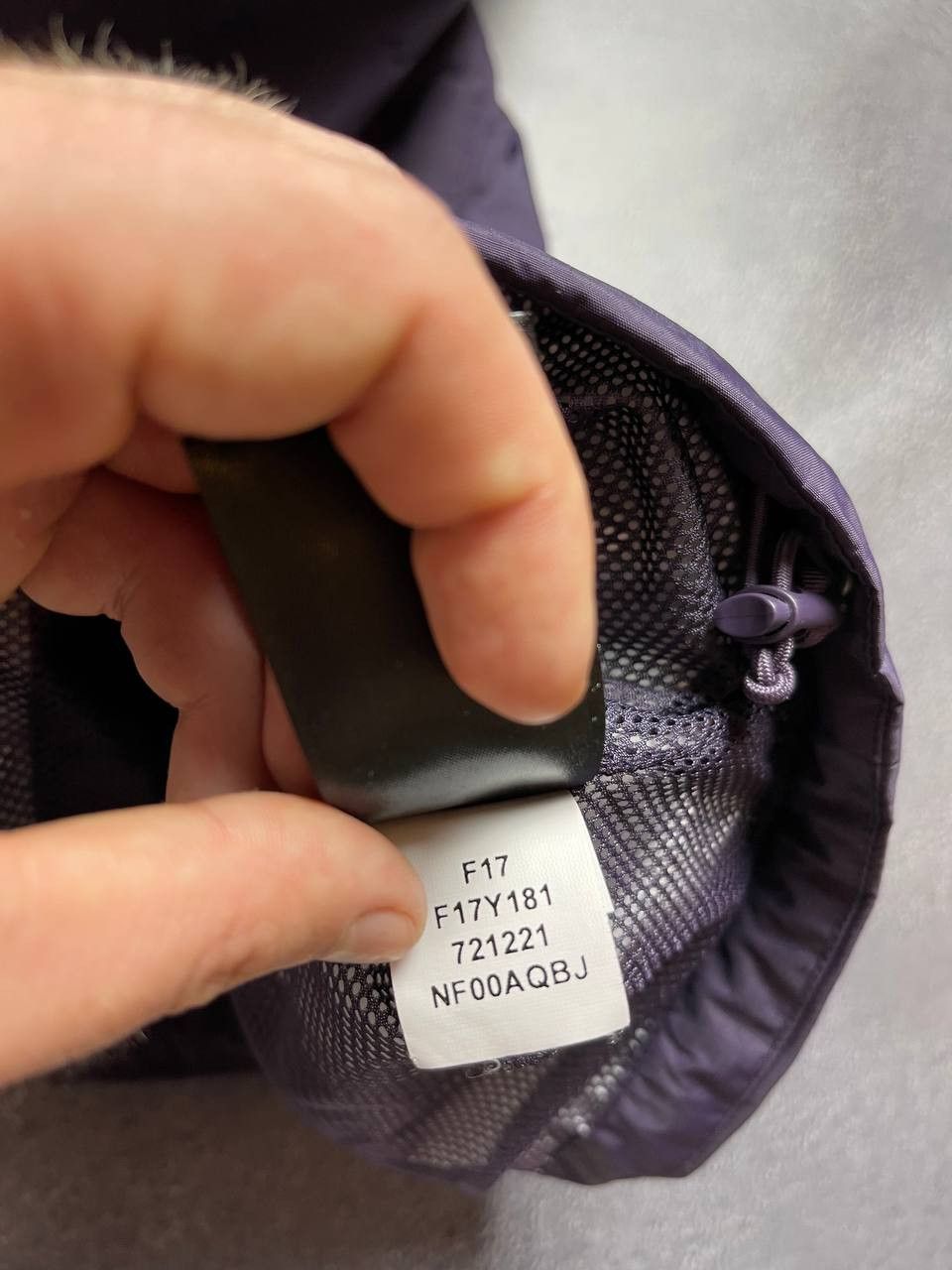 The North Face Vintage The North Face Hyvent Jacket size XL Size XL / US 12-14 / IT 48-50 - 3 Thumbnail