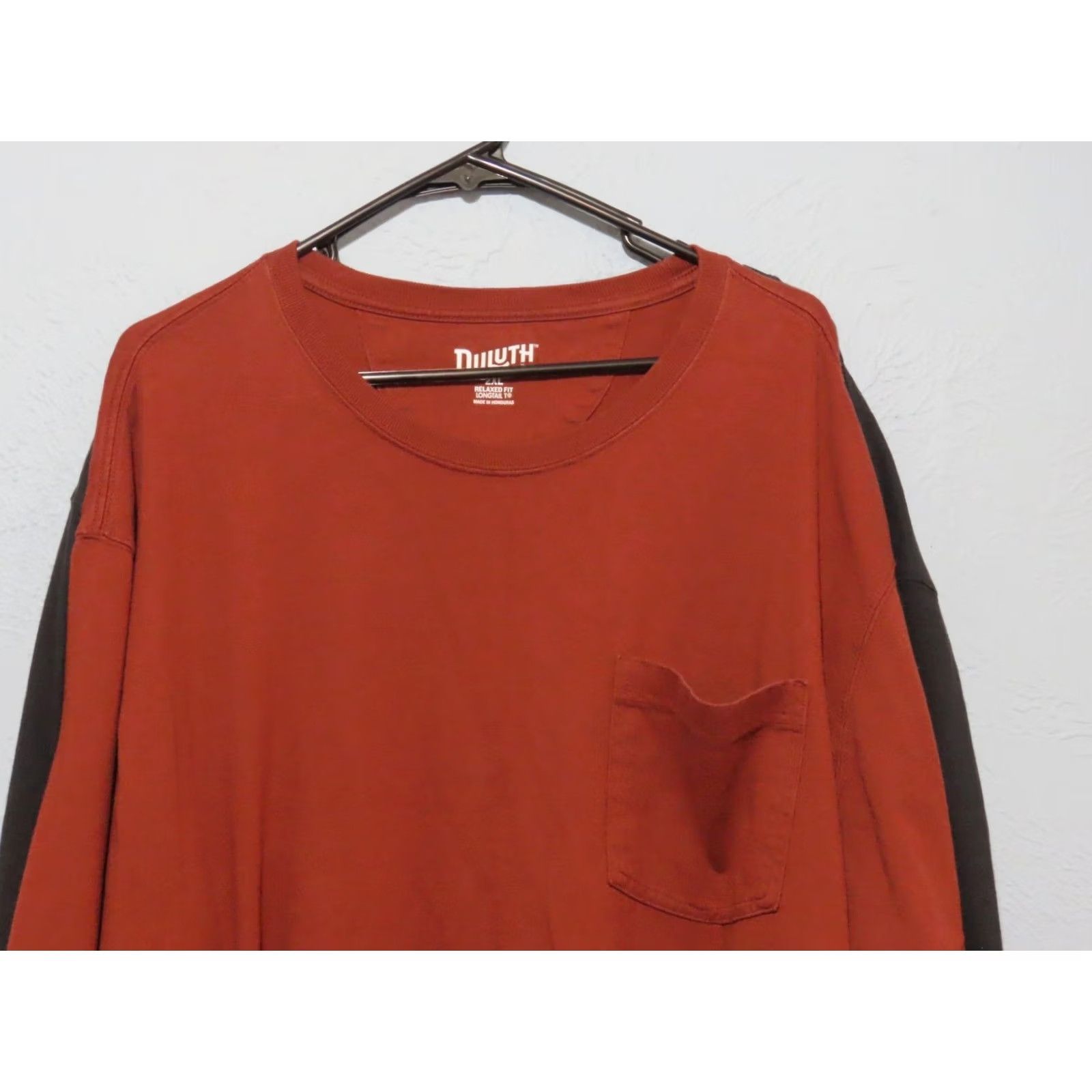 Vintage Duluth Men's 2XL Relaxed Fit Longtail T T-Shirt Long Sleeve Crew Neck Maroon & Black Lot of 2 Size US XXL / EU 58 / 5 - 3 Thumbnail