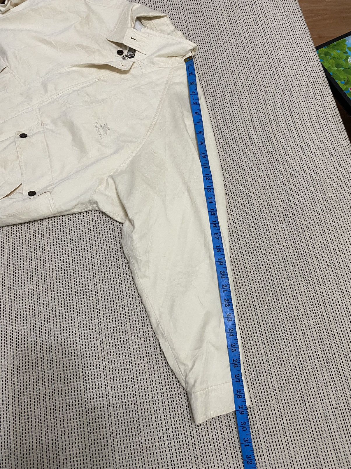 Burberry × Vintage 80s BURBERRY MEN’S CREM BOMBER JACKET Size US M / EU 48-50 / 2 - 17 Thumbnail